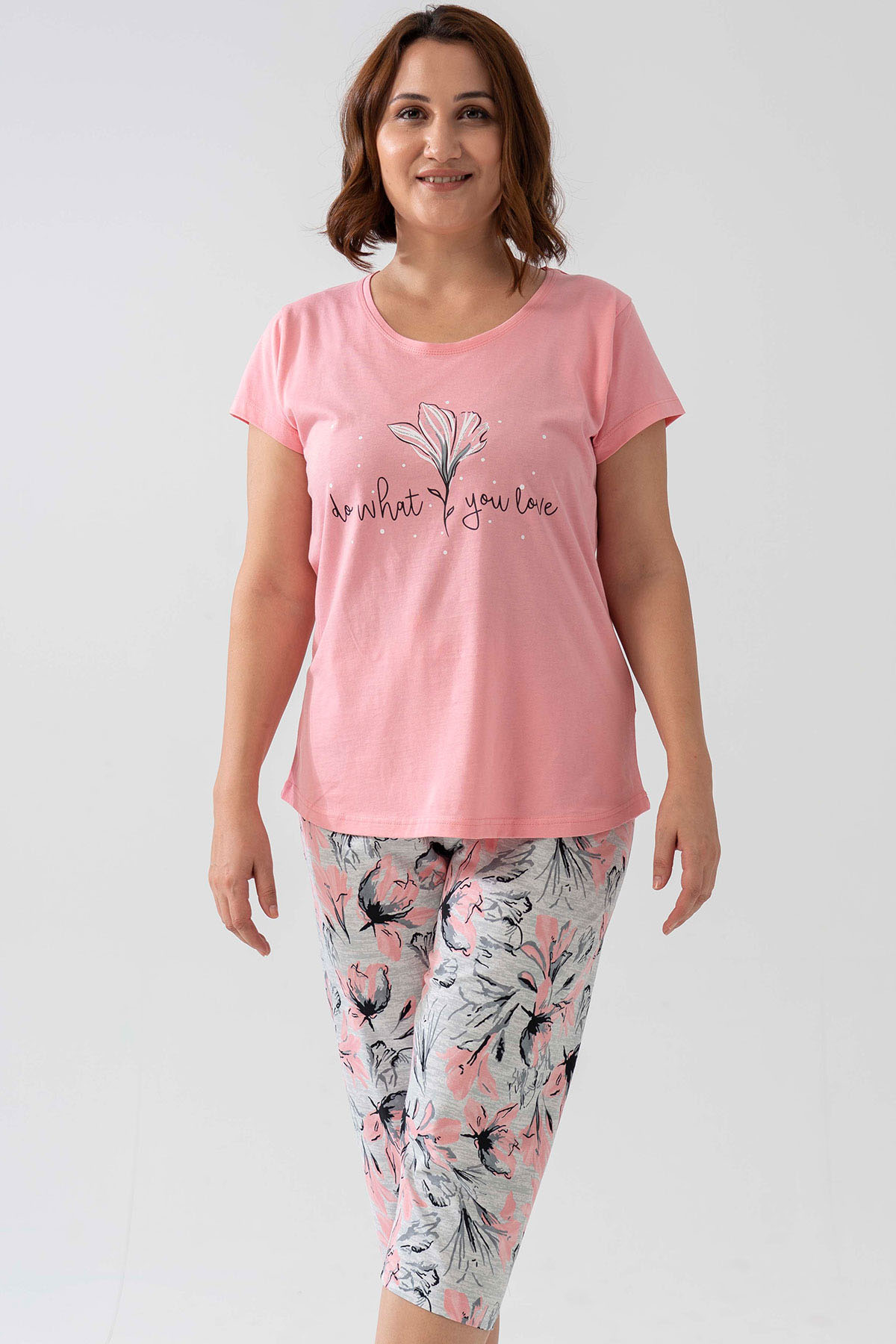 Pamuklu Büyük Beden Kısa Kol Kaprili Pijama Takım
