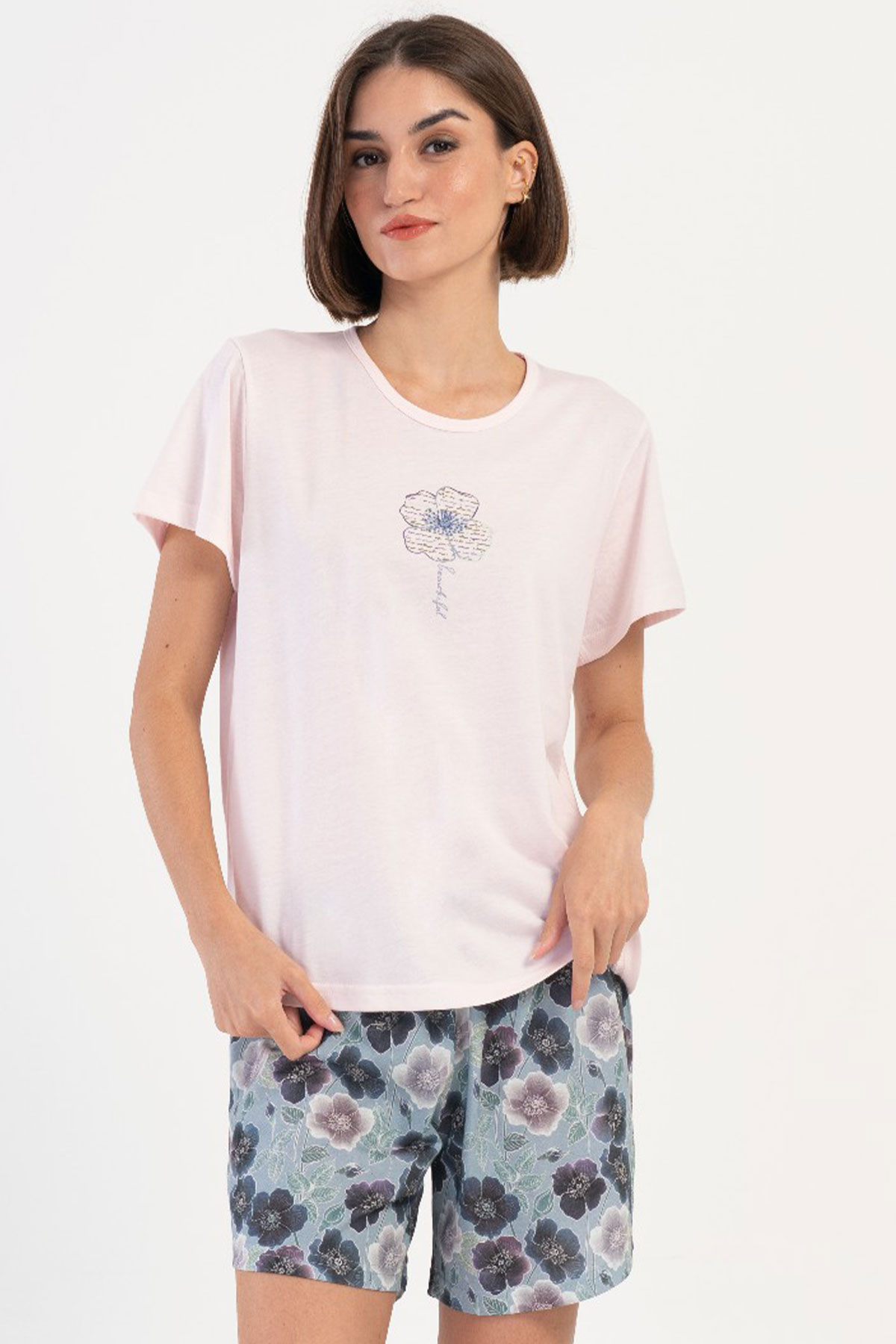 Pamuklu Kadın Büyük Beden Kısa Kol Şortlu Pijama Takım
