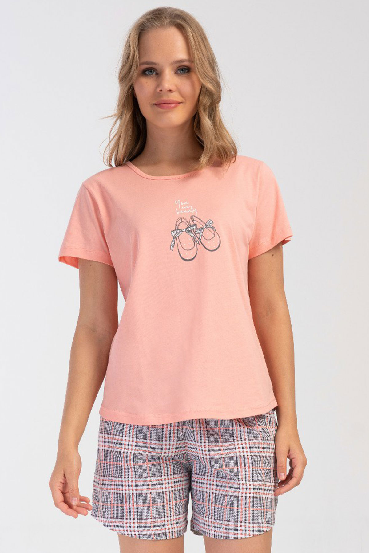 Pamuklu Kadın Kısa Kol Şortlu Pijama Takım
