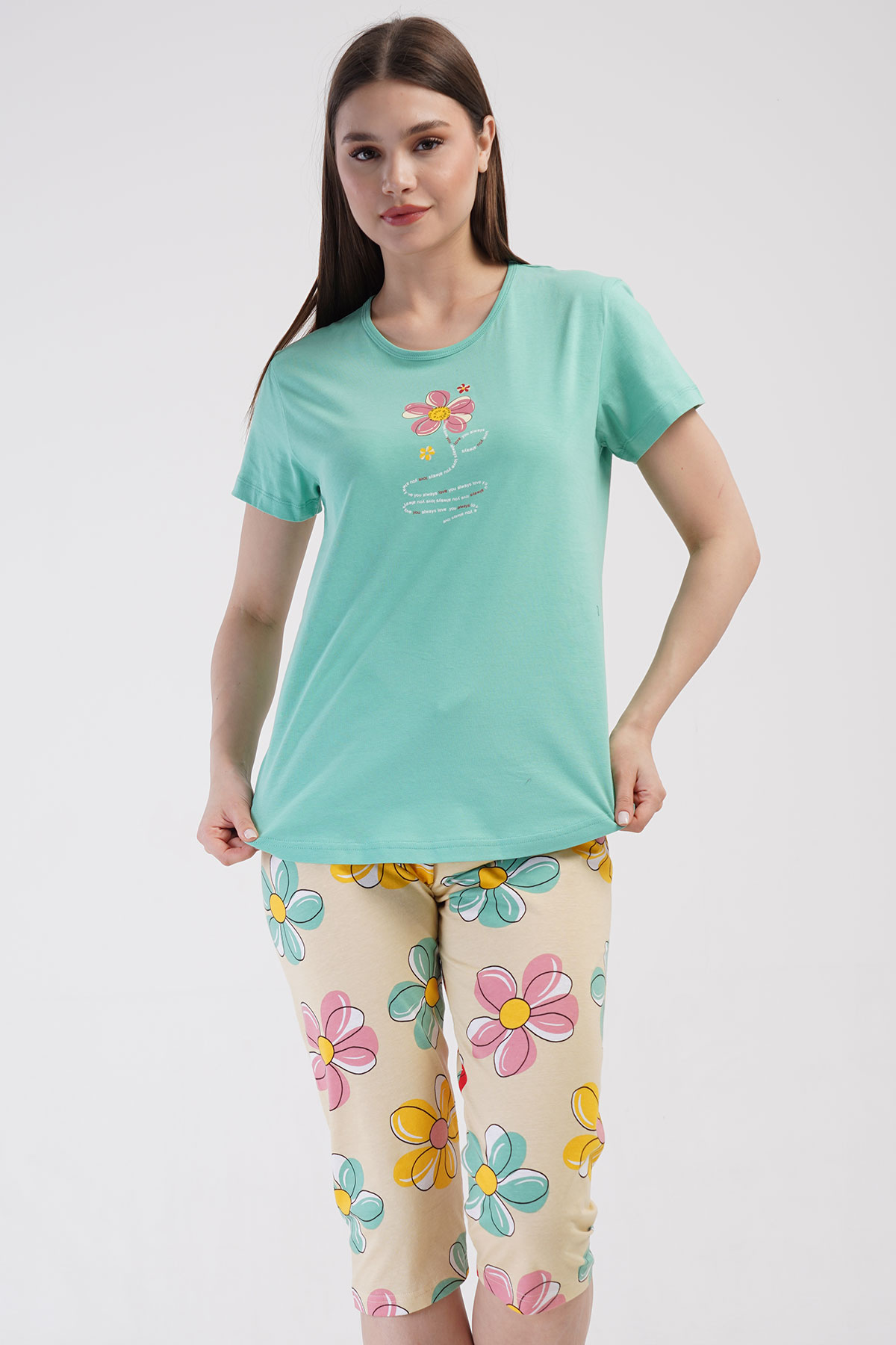 Pamuklu Kadın Kısa Kol Kaprili Pijama Takım
