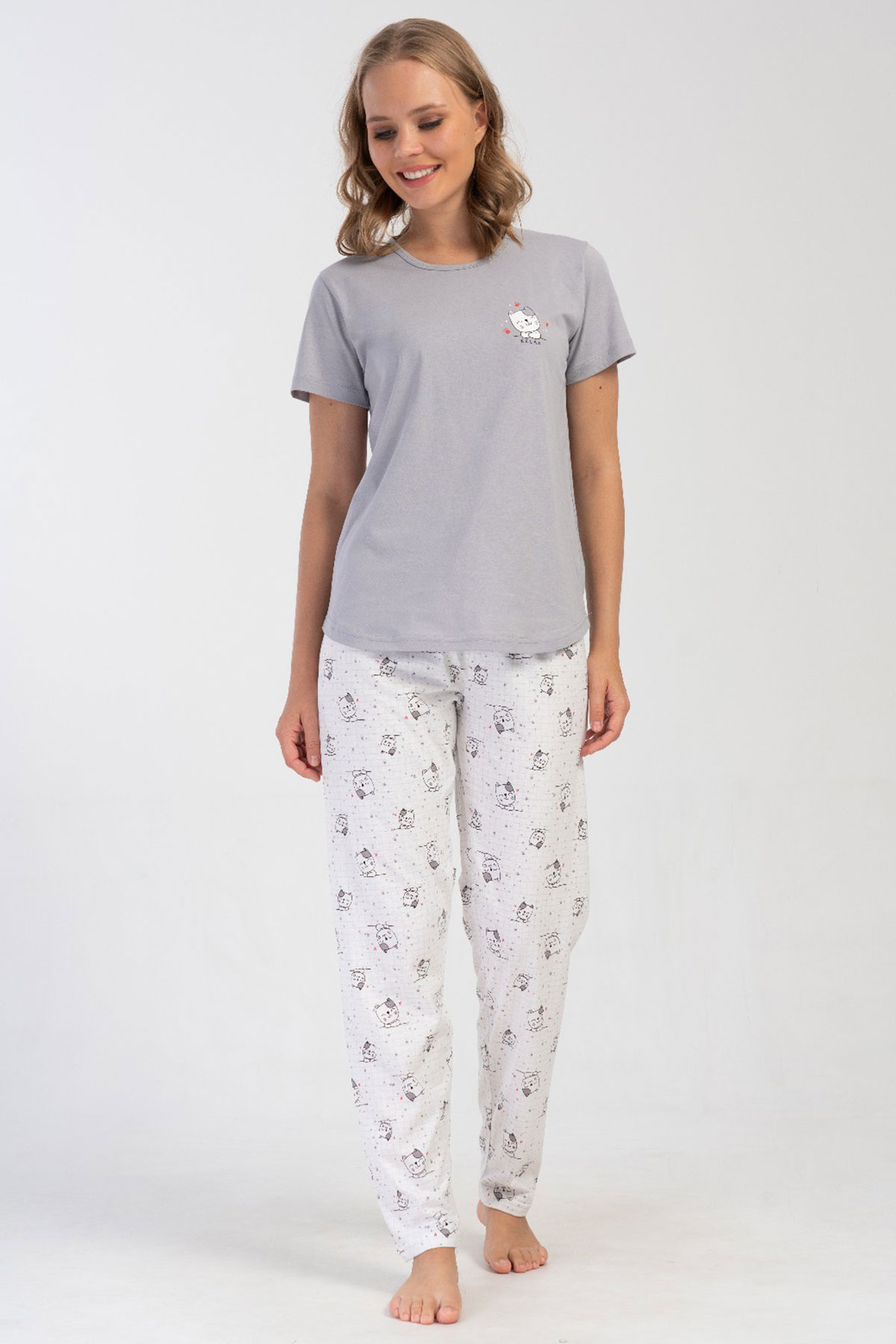 Pamuklu Kadın Kısa Kol Pijama Takım

