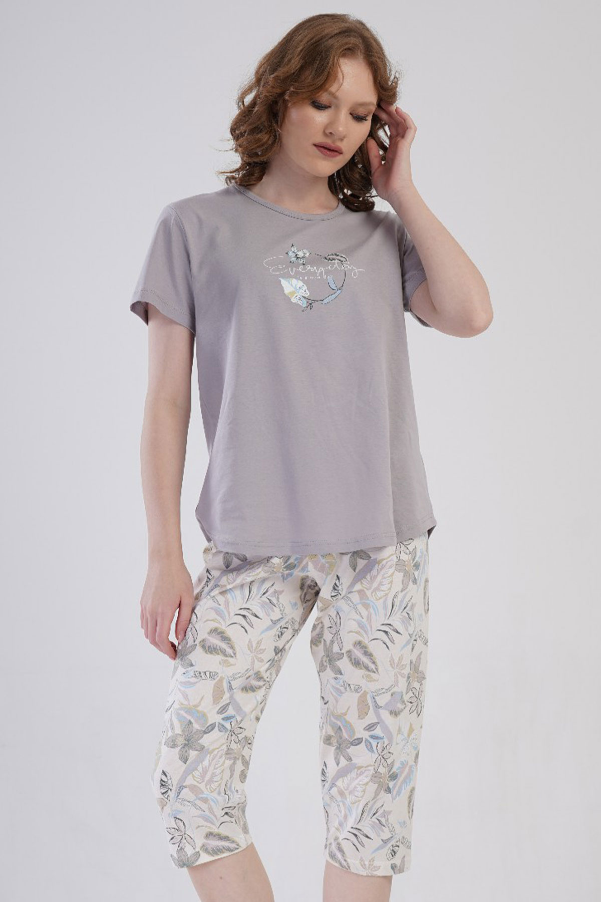 Pamuklu Kadın Büyük Beden Kısa Kol Kaprili Pijama Takım
