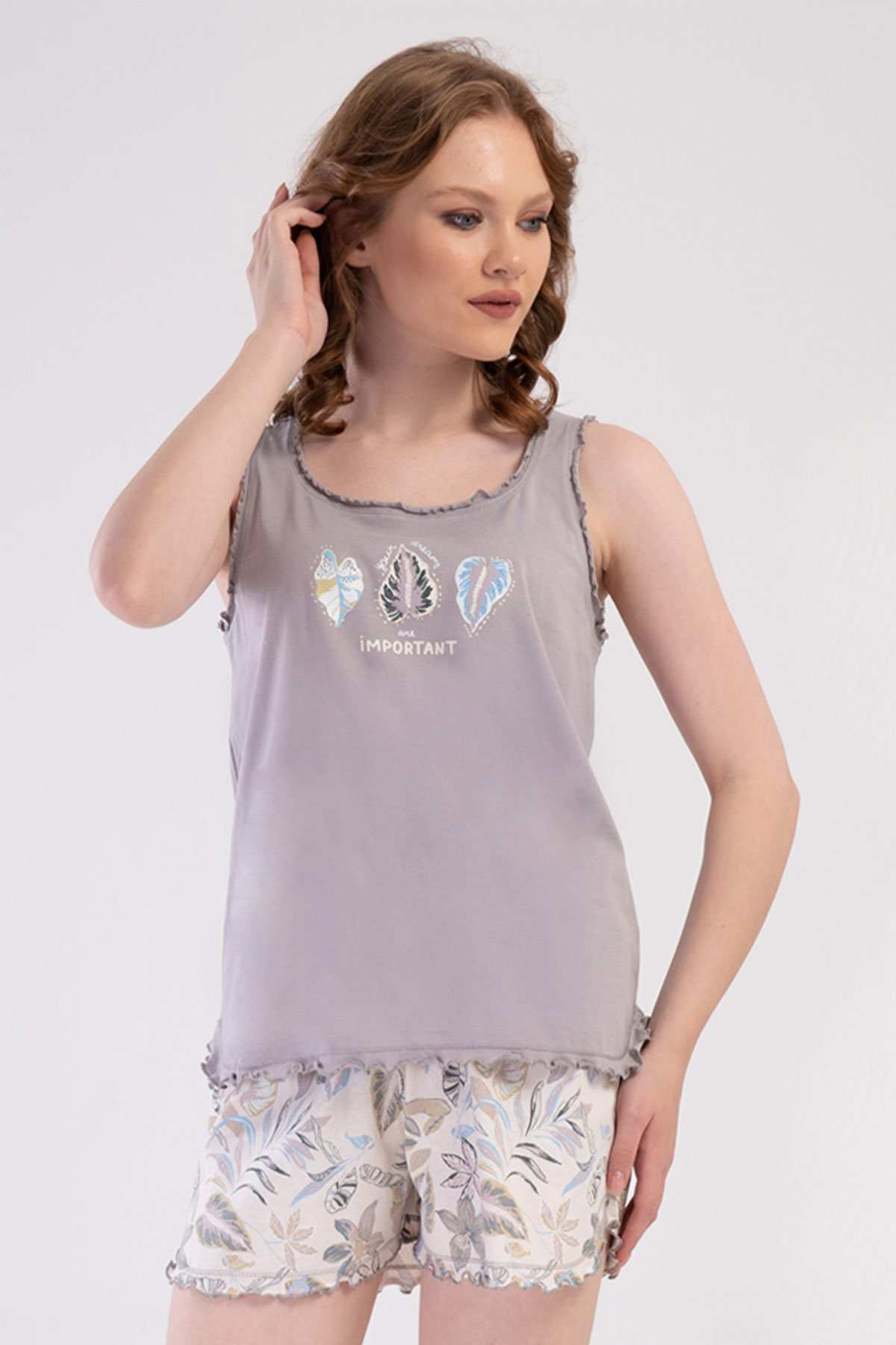Pamuklu Kadın Büyük Beden Genıs Askılı Şortlu Pijama Takım
