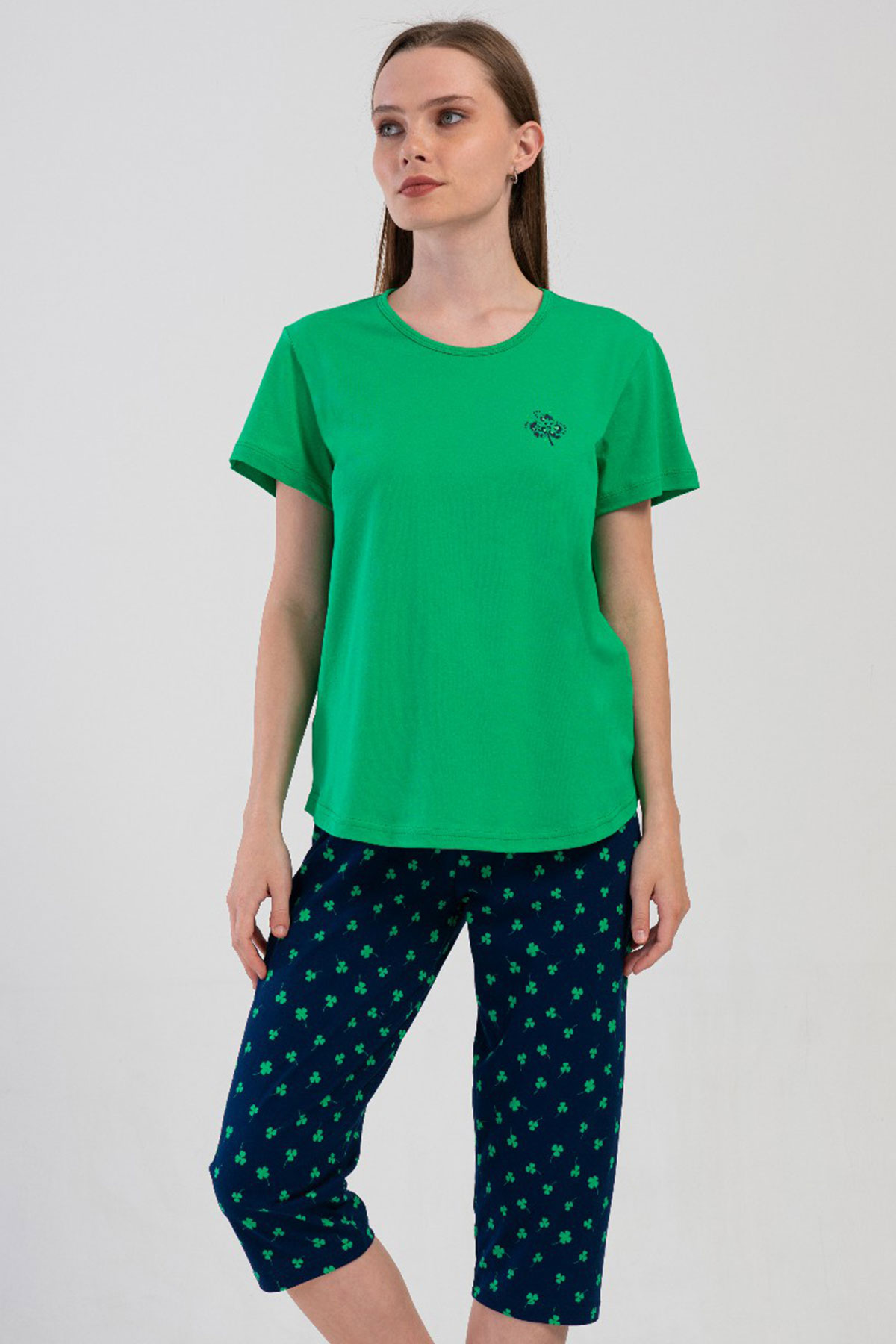 Pamuklu Kadın Kısa Kol Kaprili Pijama Takım
