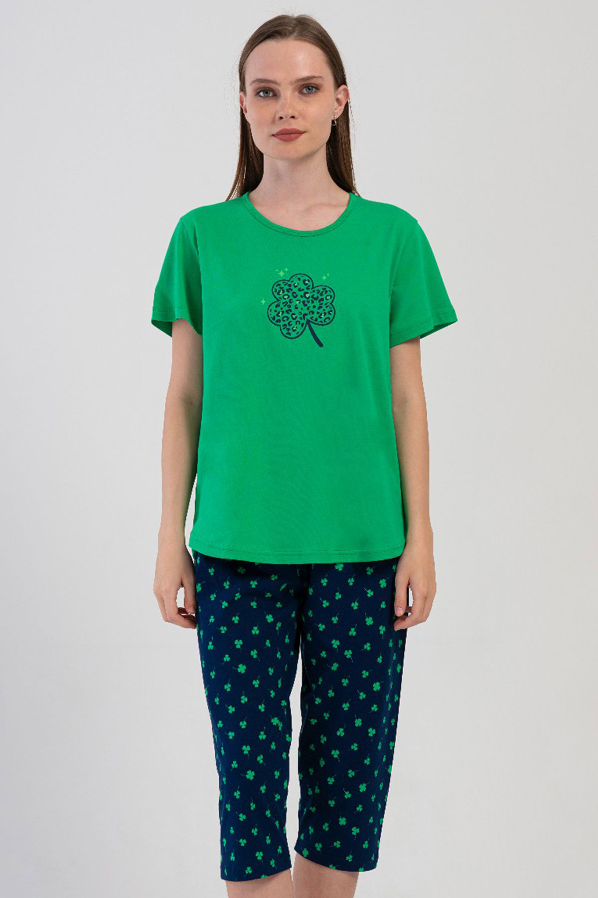 Pamuklu Kadın Büyük Beden Kısa Kol Kaprili Pijama Takım

