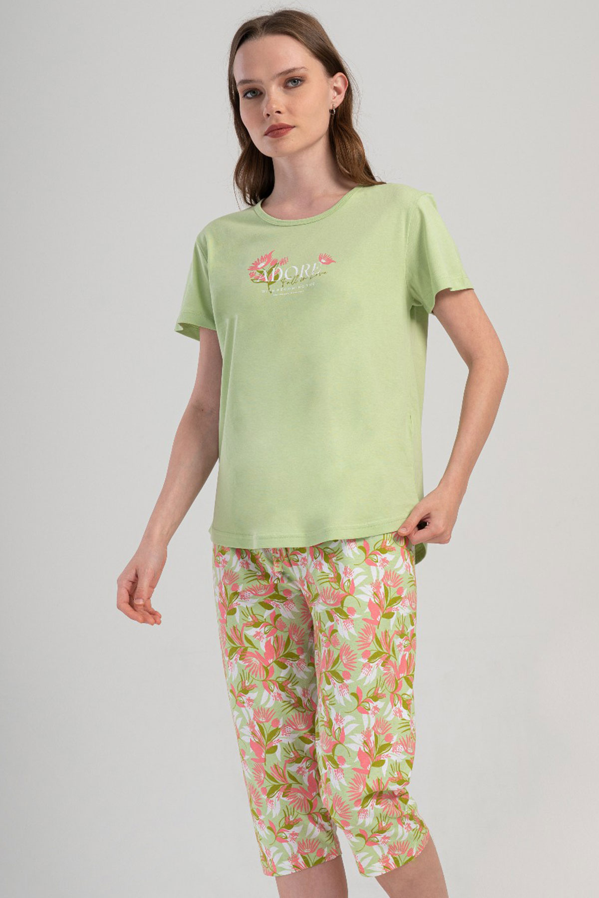 Pamuklu Kadın Kısa Kol Kaprili Pijama Takım
