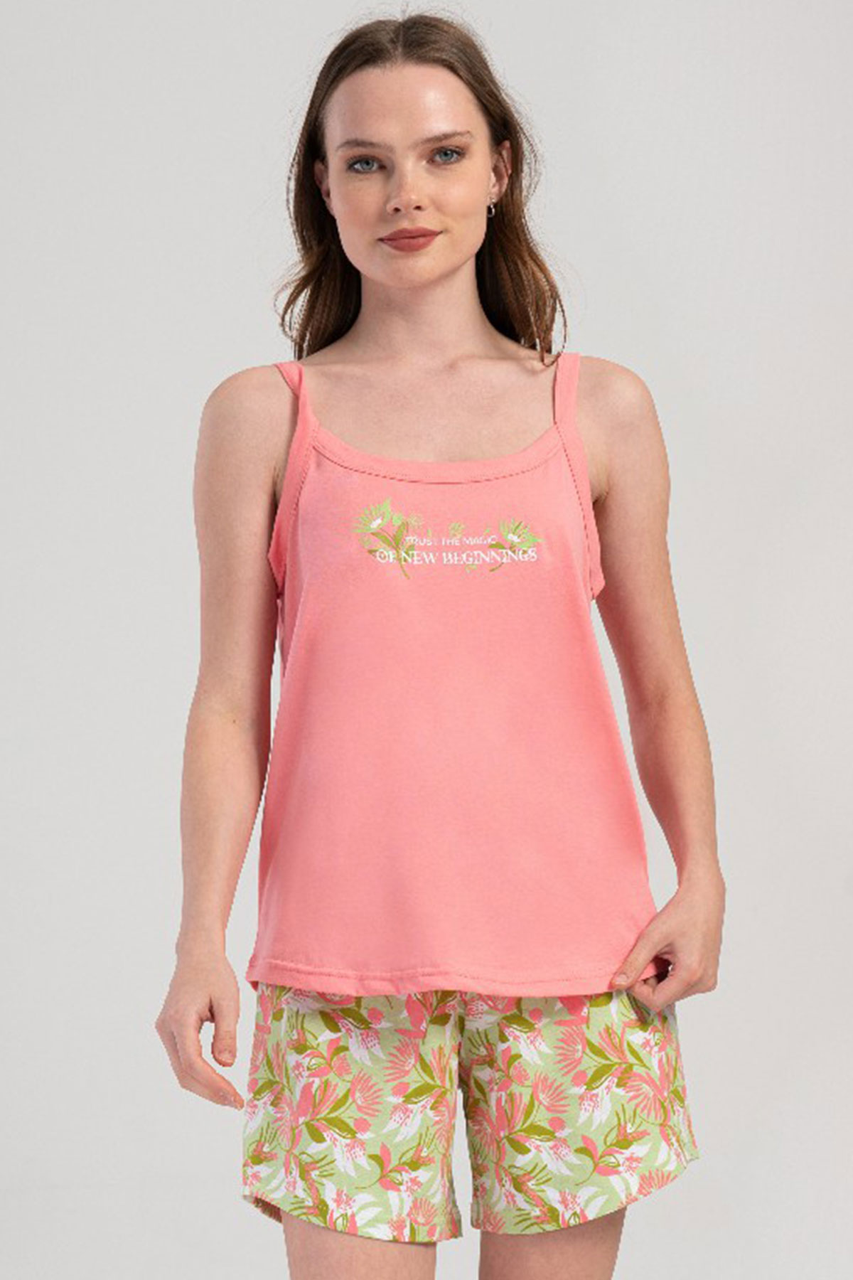 Pamuklu Kadın Büyük Beden Ip Askılı Şortlu Pijama Takım

