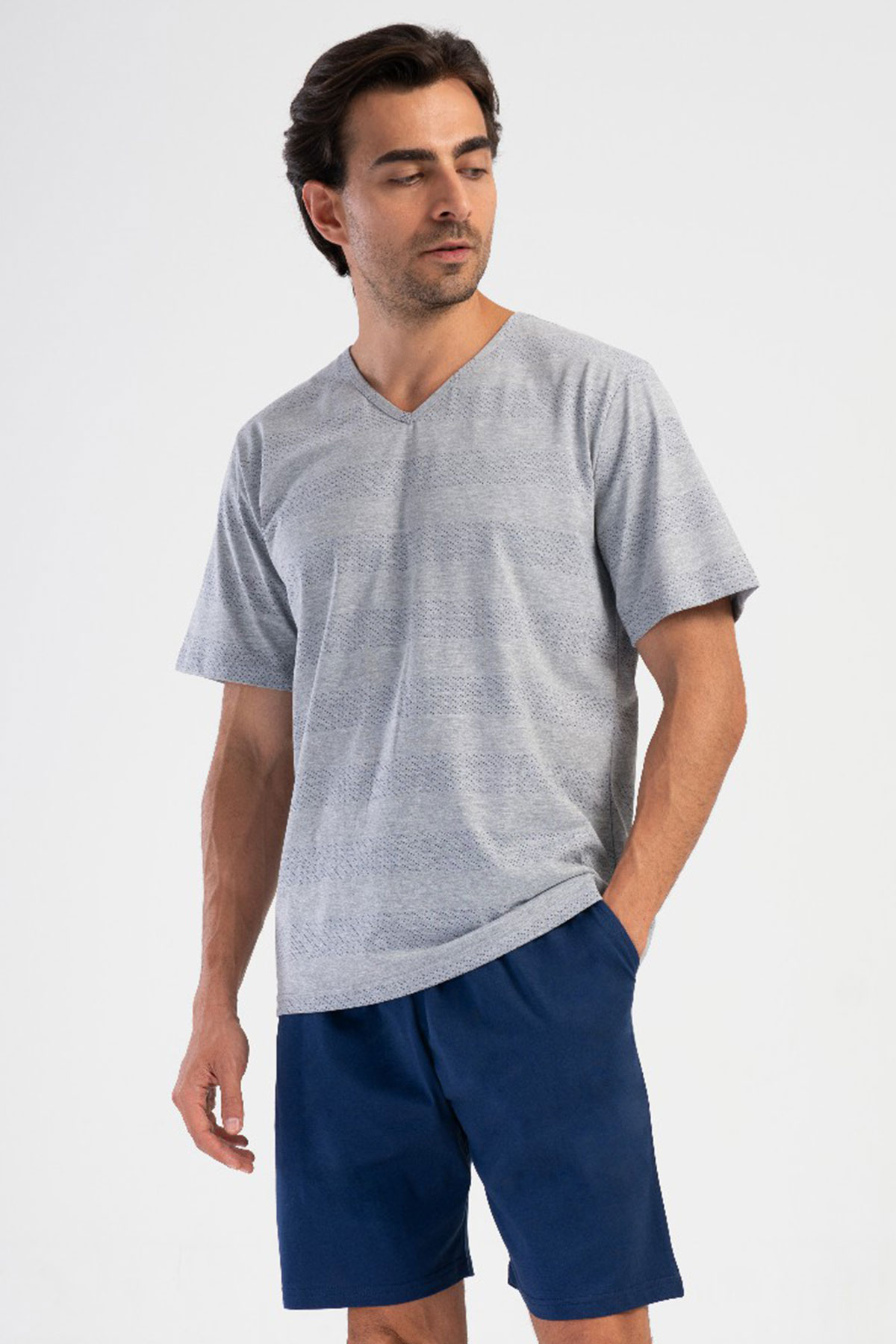 Erkek V Yaka Kısa Kol Şortlu Pijama Takım
