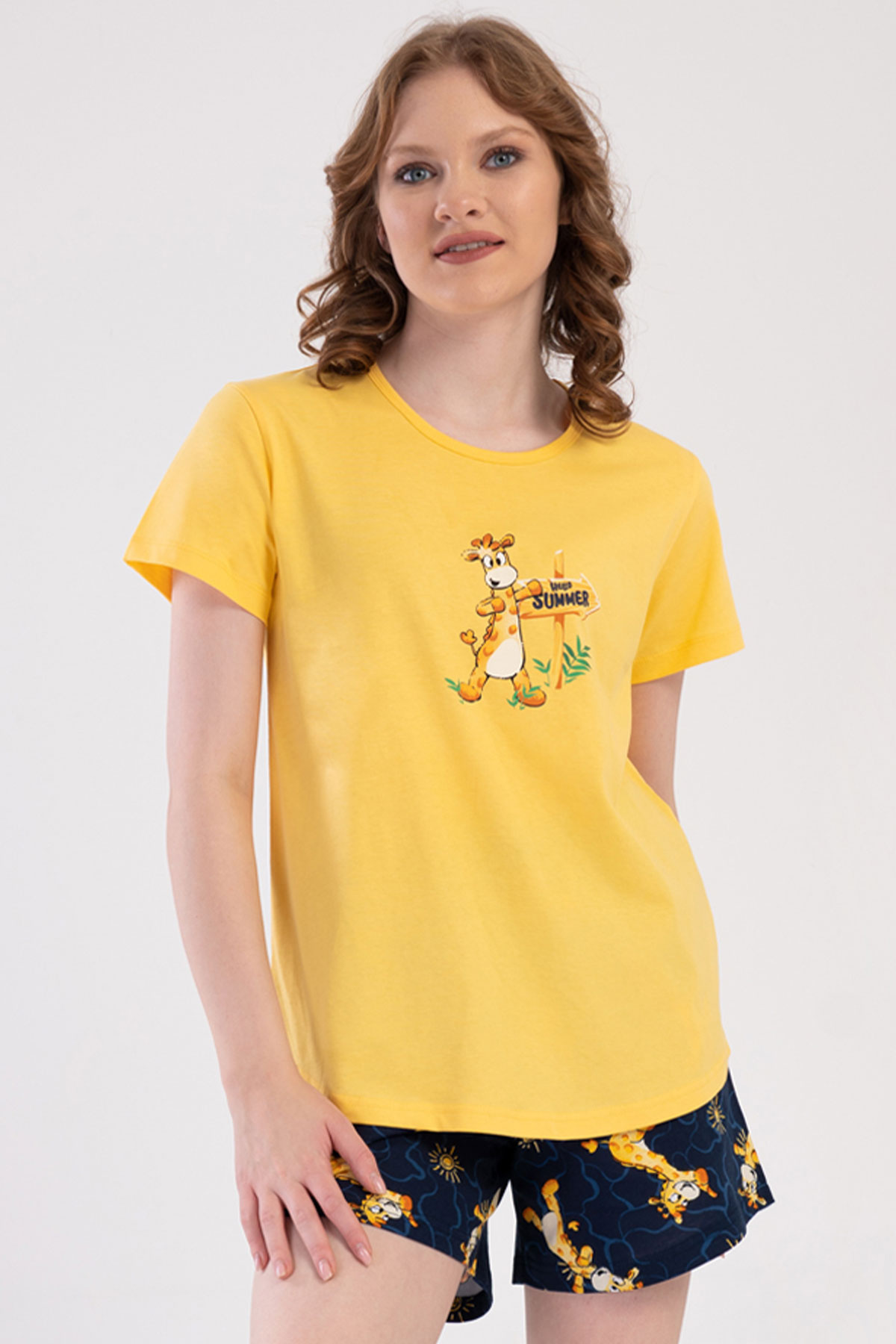 Pamuklu Kadın Kısa Kol Şortlu Pijama Takım
