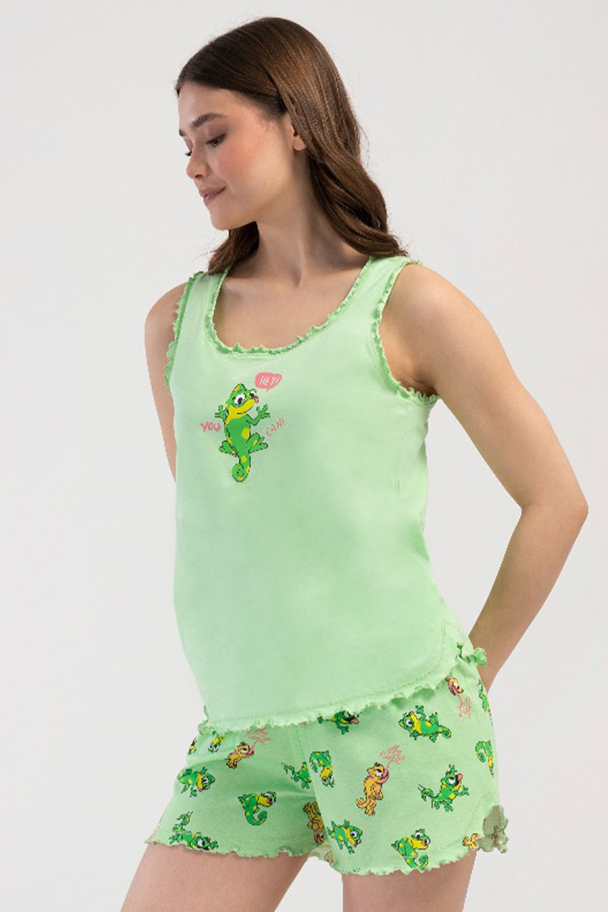 Pamuklu Kadın Genıs Askılı Şortlu Pijama Takım
