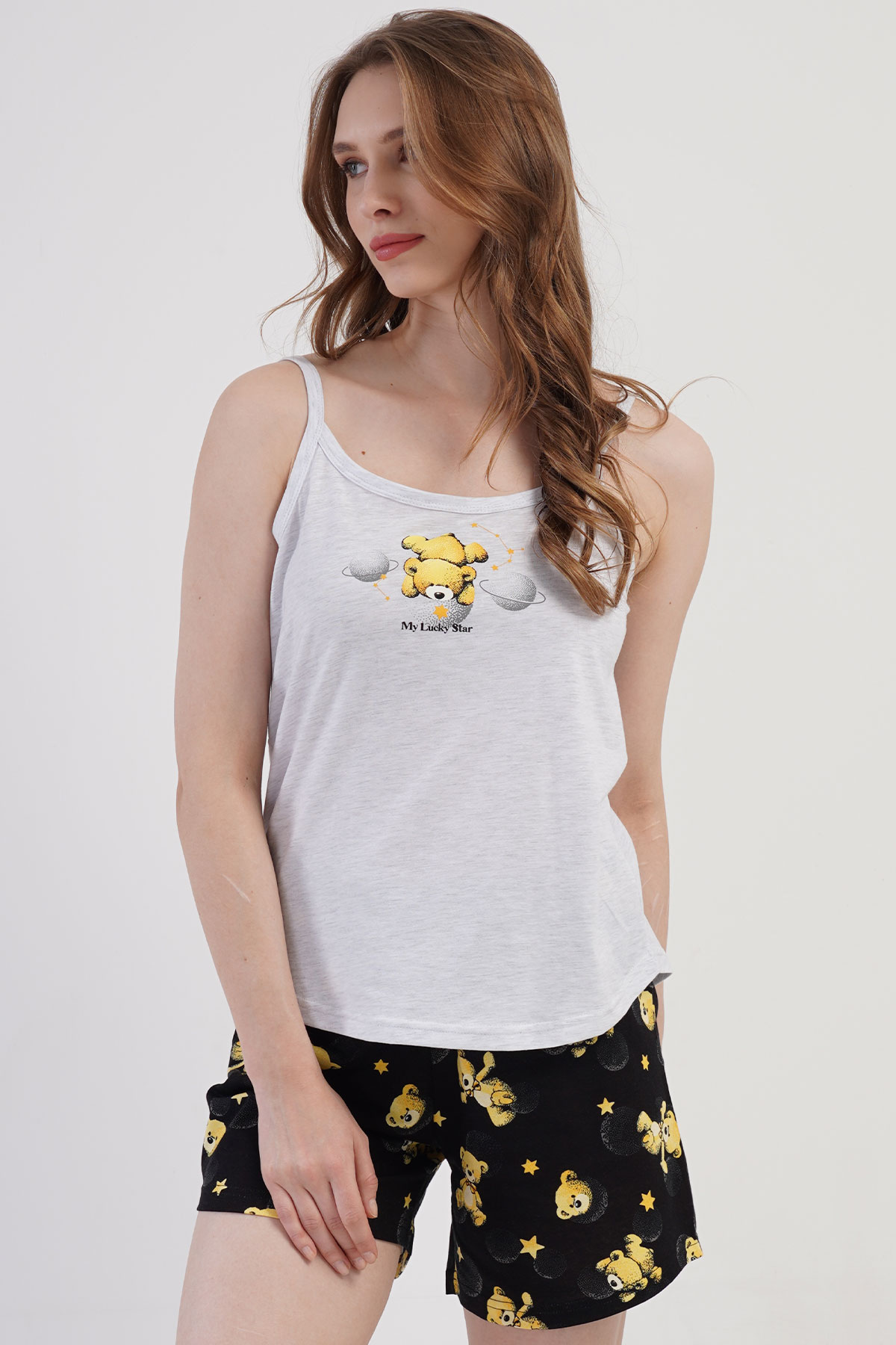Kadın Ip Askılı Şortlu Pijama Takım

