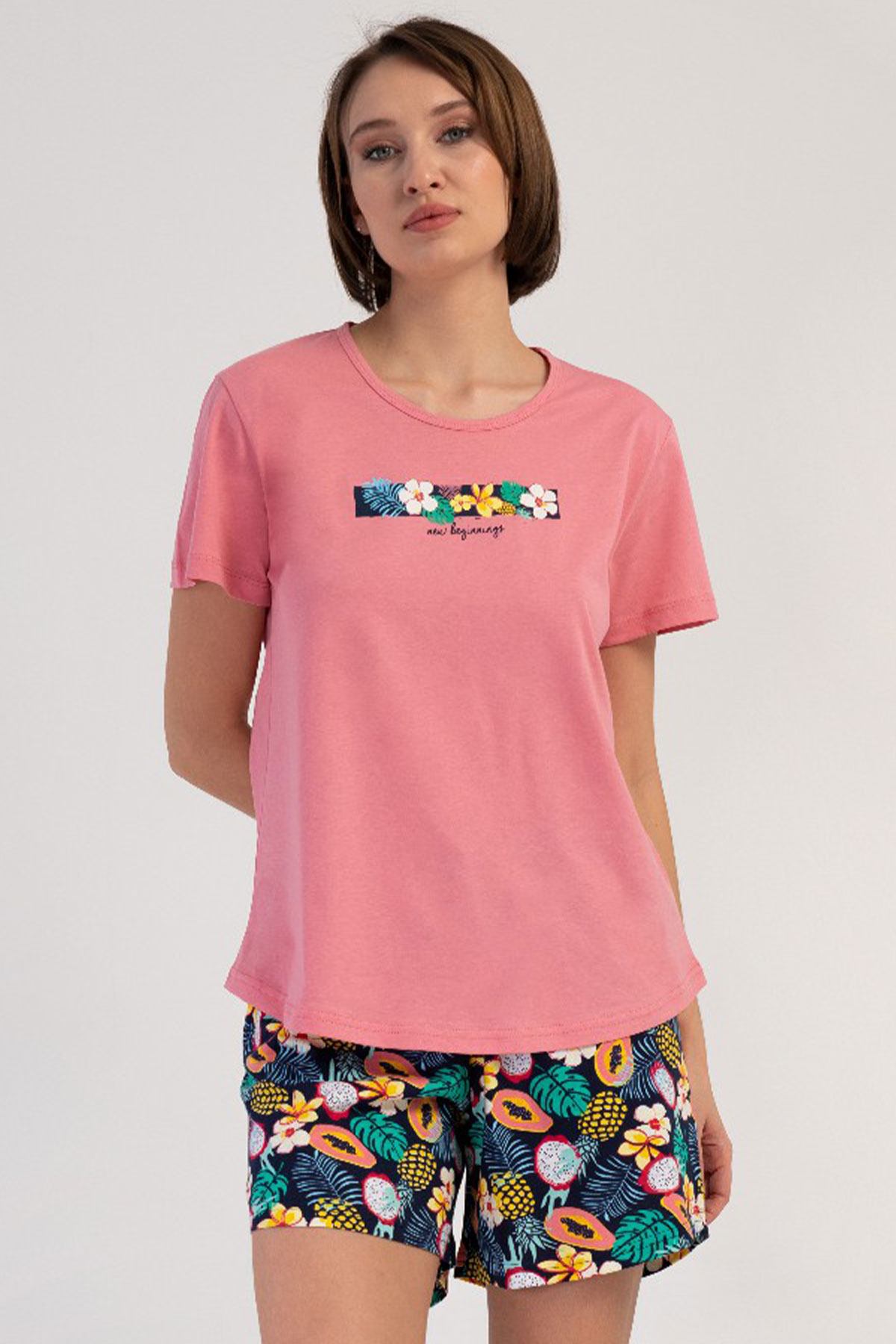 Pamuklu Kadın Büyük Beden Kısa Kol Şortlu Pijama Takım
