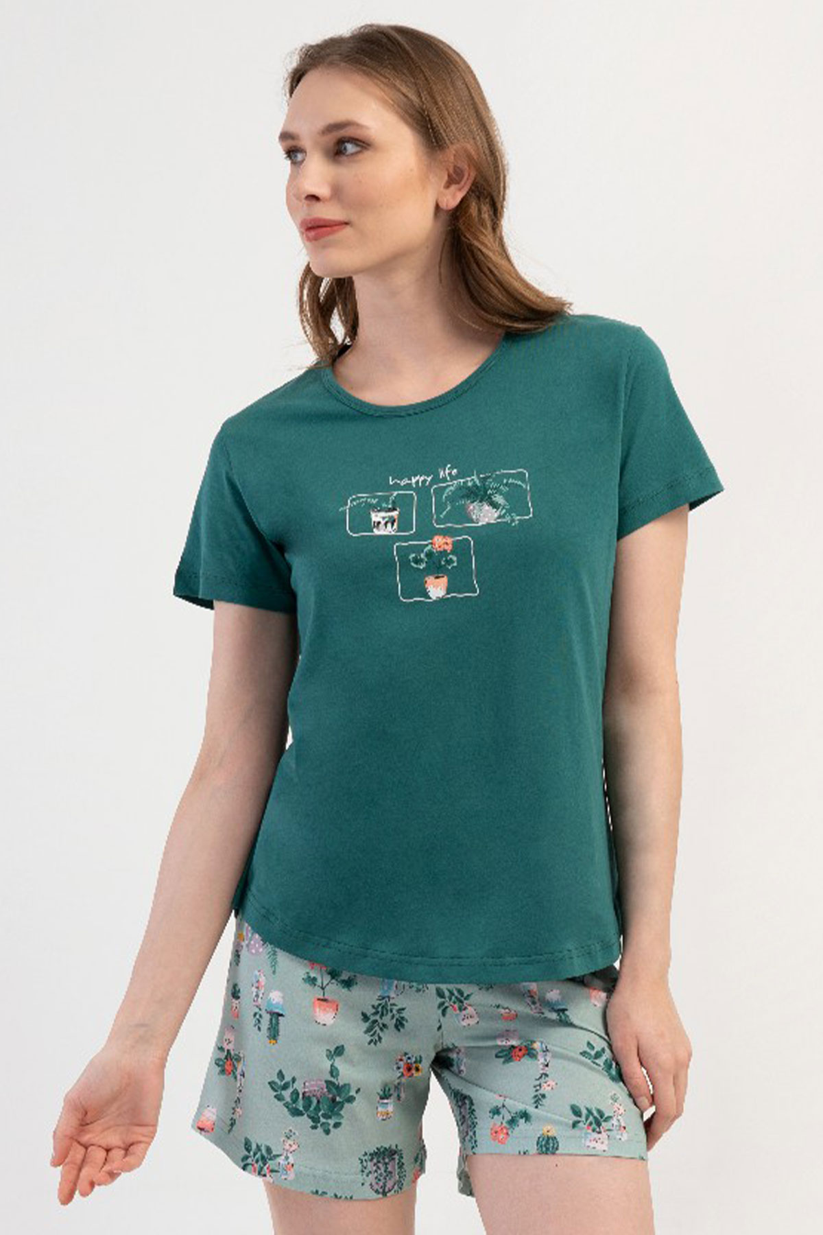 Pamuklu Kadın Kısa Kol Şortlu Pijama Takım
