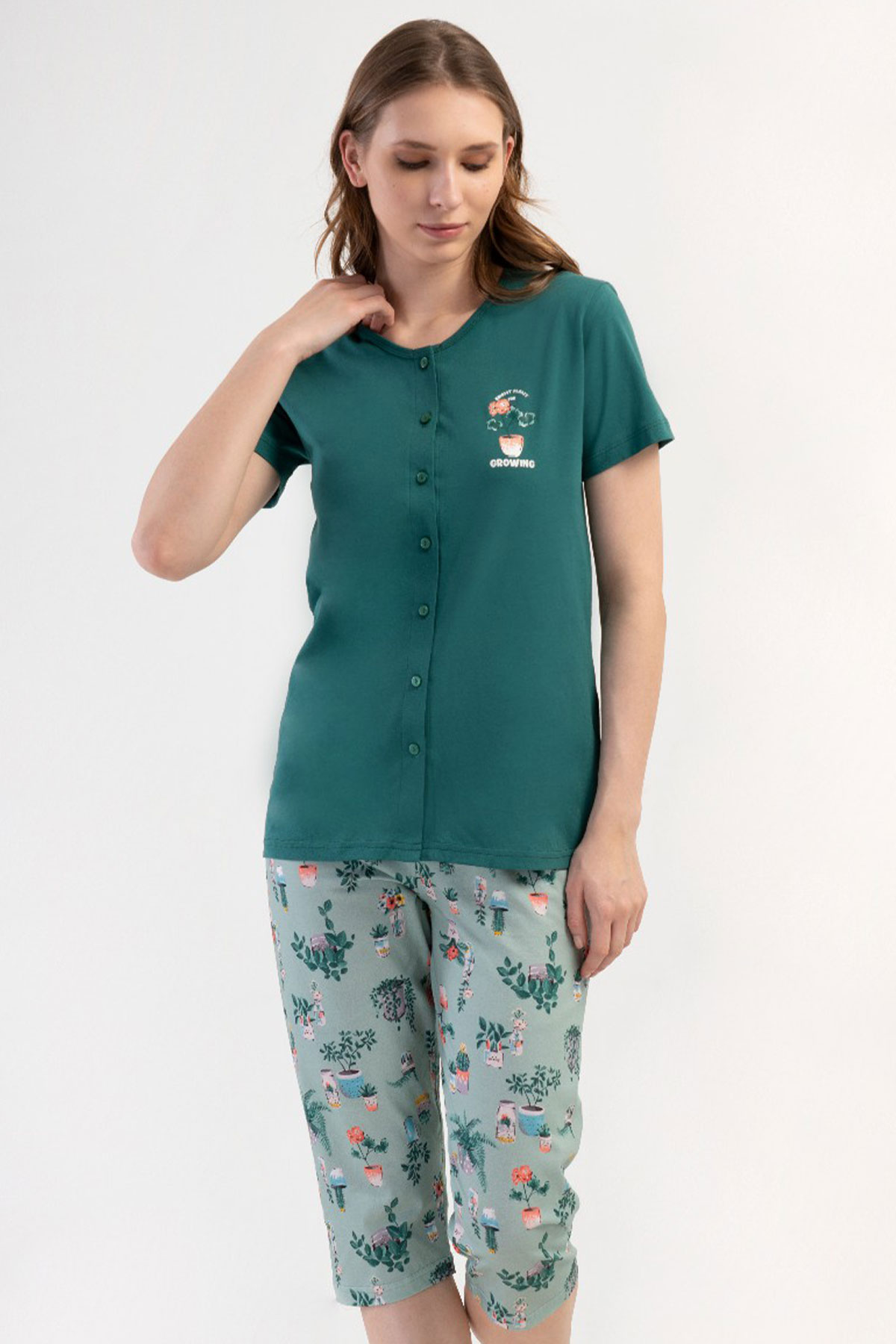 Pamuklu Kadın Tamamı Düğmeli Kısa Kol Kaprili Pijama Takım
