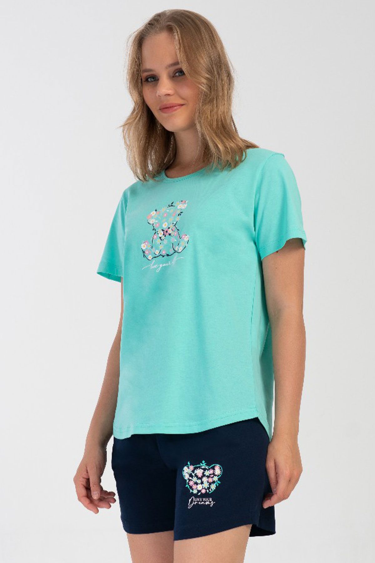 Pamuklu Kadın Büyük Beden Kısa Kol Şortlu Pijama Takım
