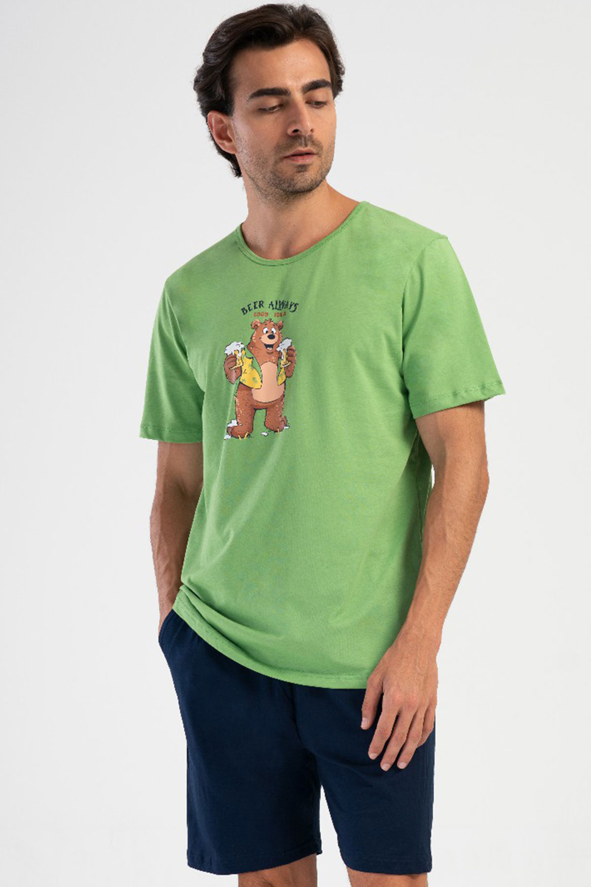 Pamuklu Erkek Kısa Kol Şortlu Pijama Takım
