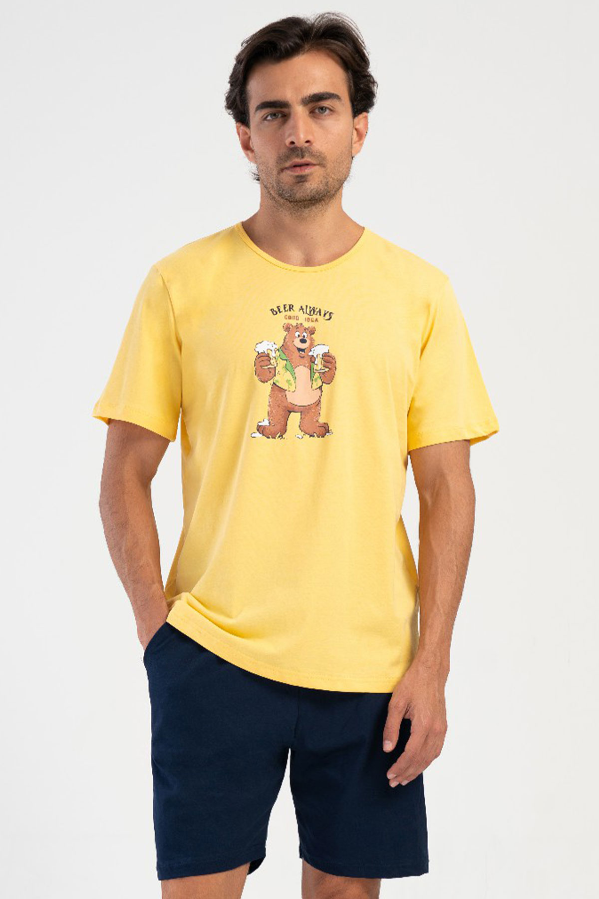 Pamuklu Erkek Kısa Kol Şortlu Pijama Takım
