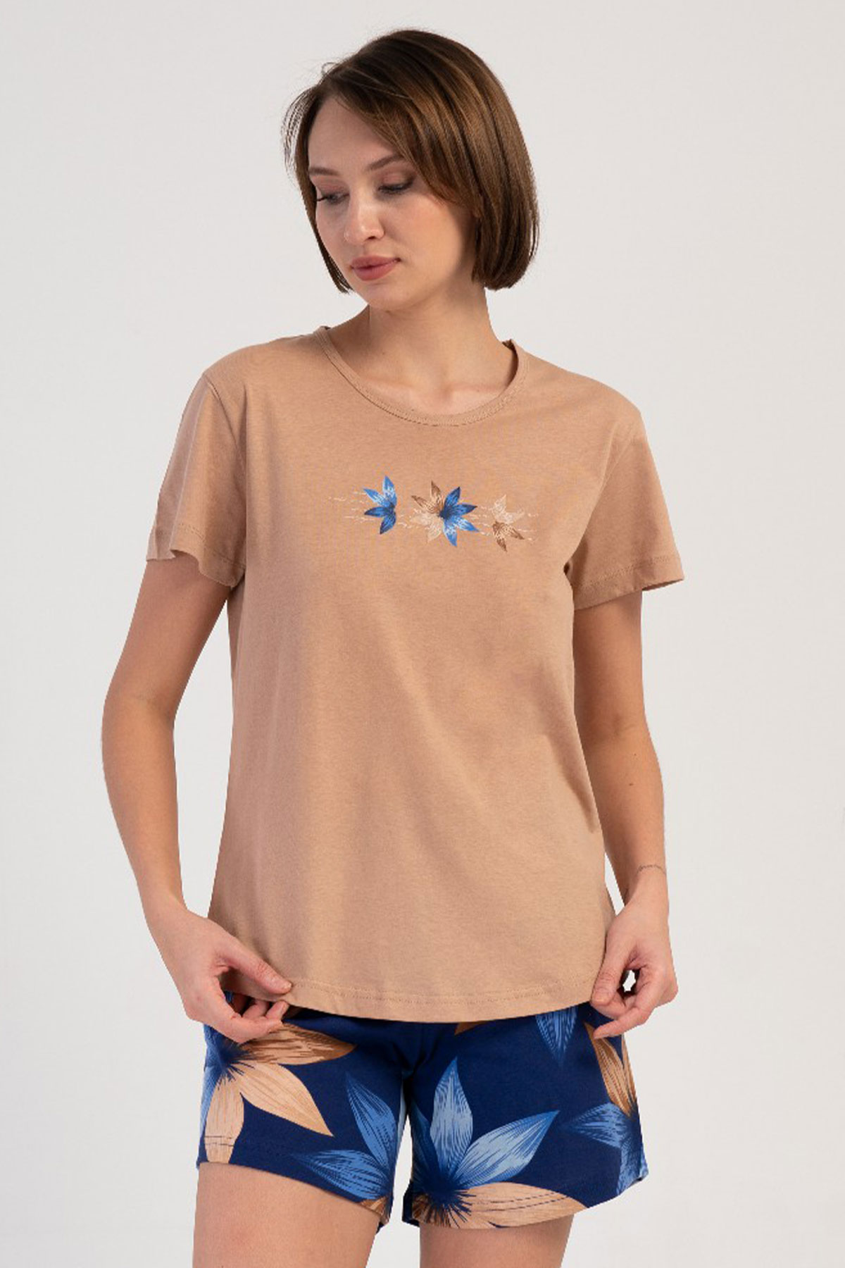 Pamuklu Kadın Kısa Kol Şortlu Pijama Takım
