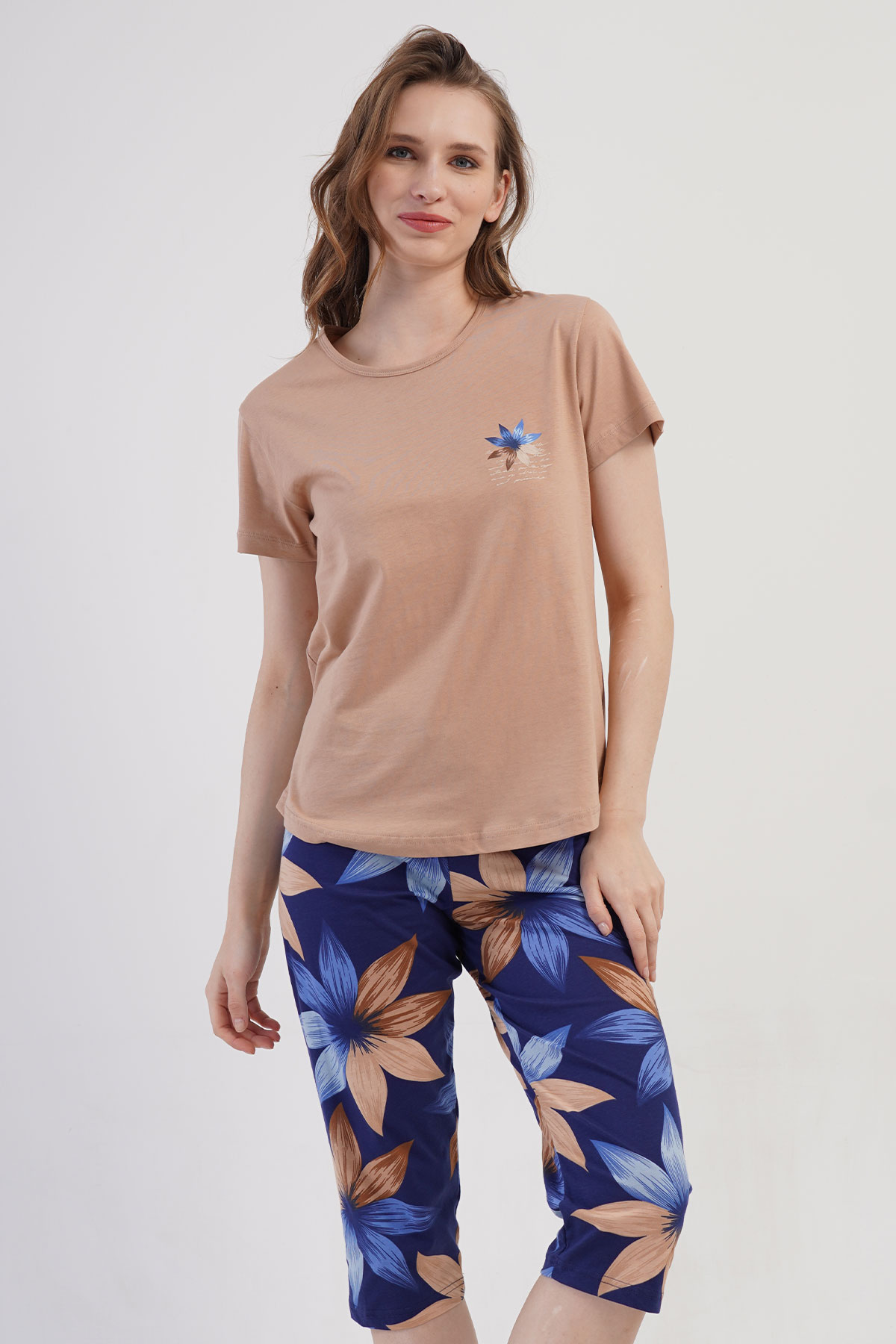 Pamuklu Kadın Kısa Kol Kaprili Pijama Takım
