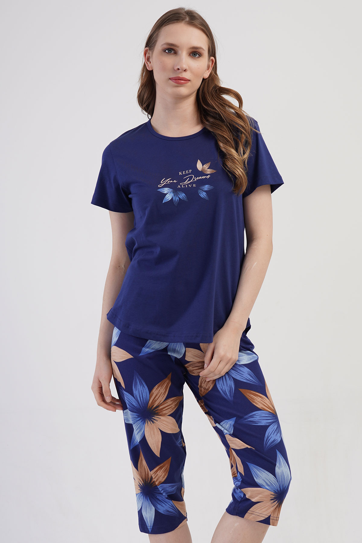 Pamuklu Kadın Büyük Beden Kısa Kol Kaprili Pijama Takım
