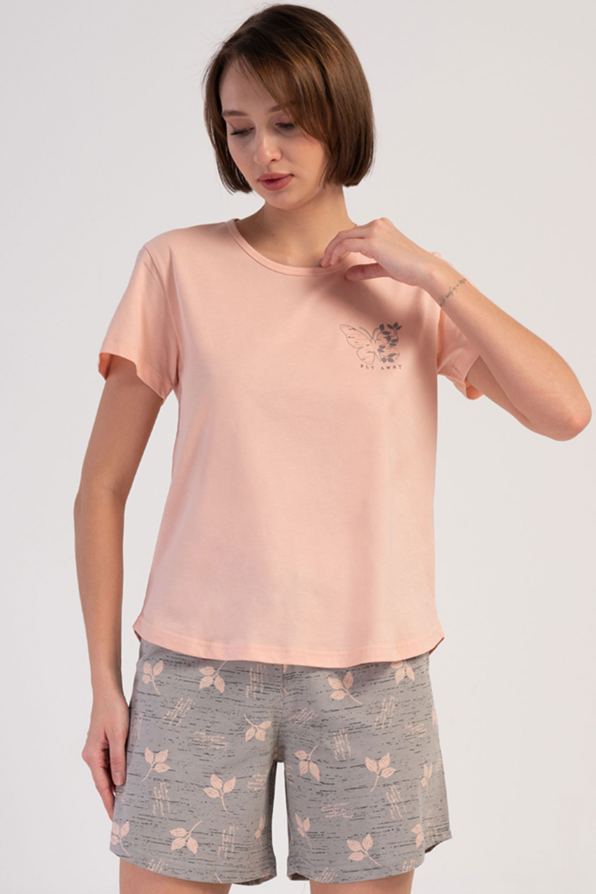 Pamuklu Kadın Kısa Kol Şortlu Pijama Takım
