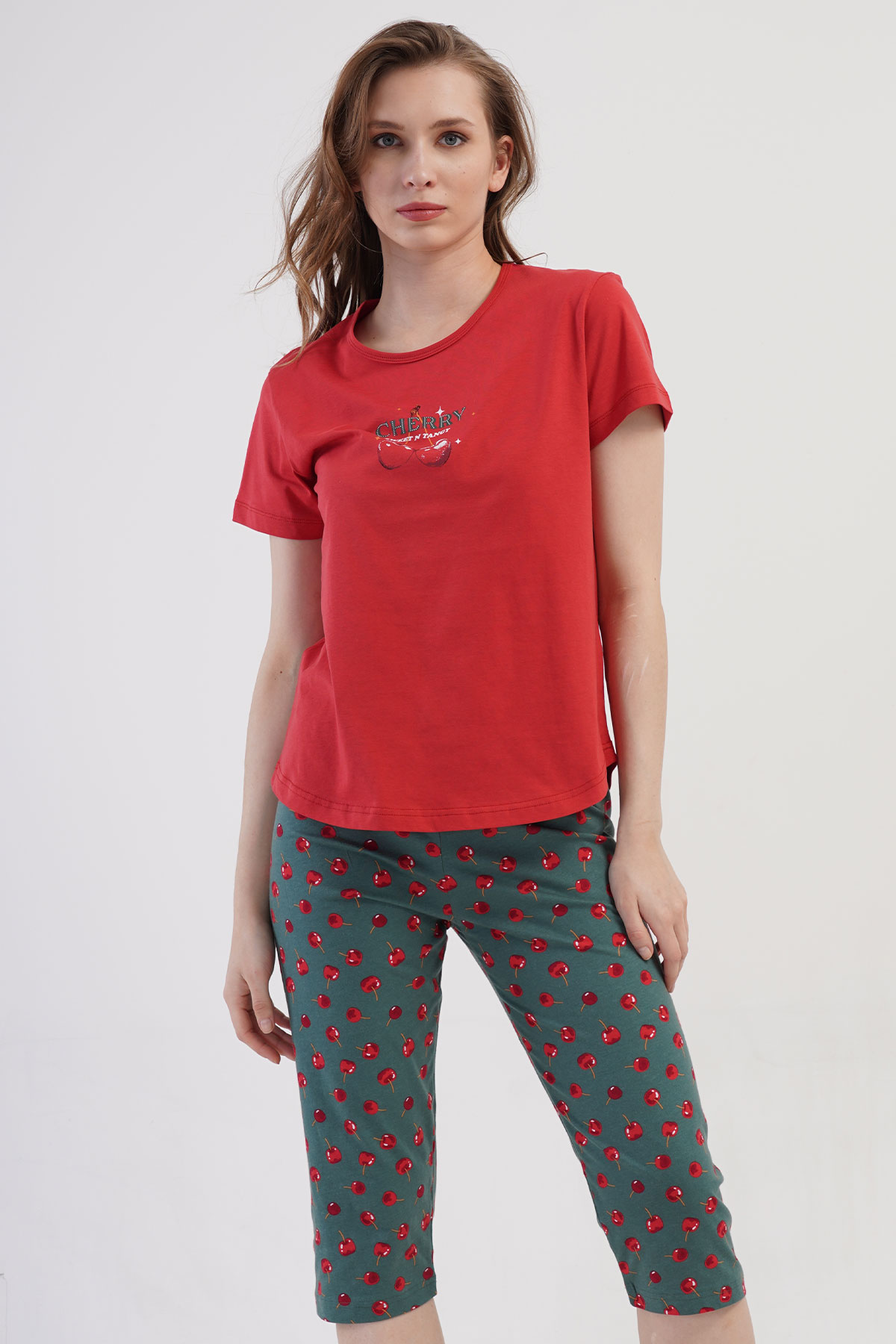 Pamuklu Kadın Kısa Kol Kaprili Pijama Takım
