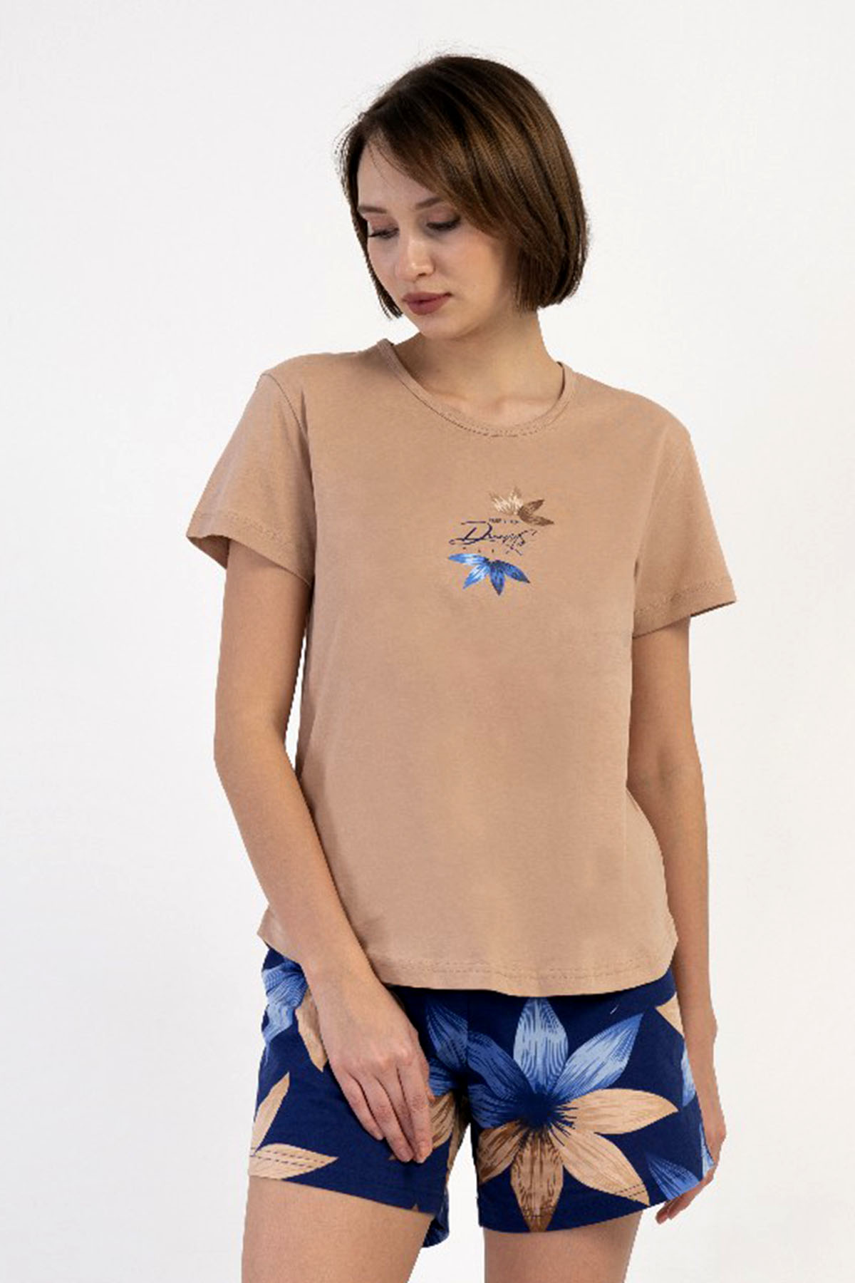 Pamuklu Kadın Kısa Kol Şortlu Pijama Takım
