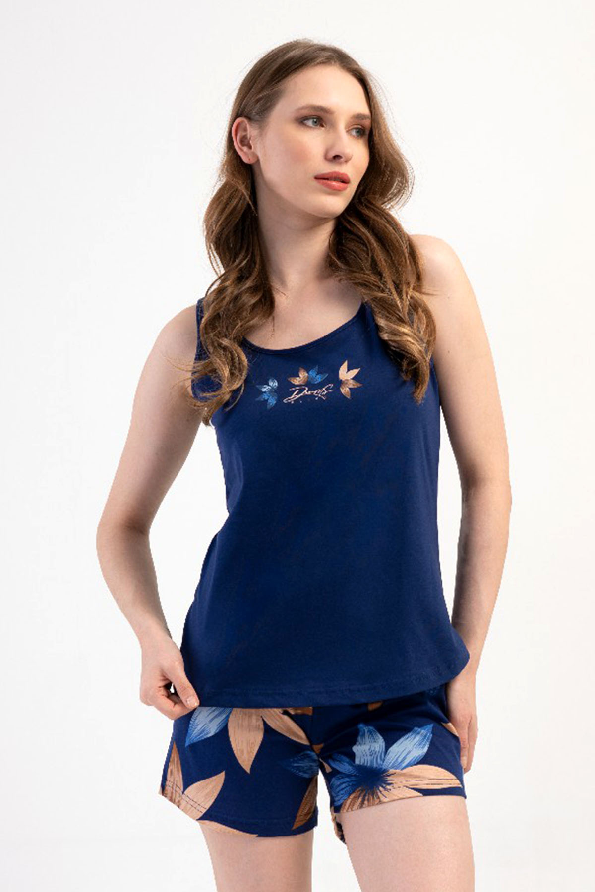 Pamuklu Kadın Genıs Askılı Şortlu Pijama Takım
