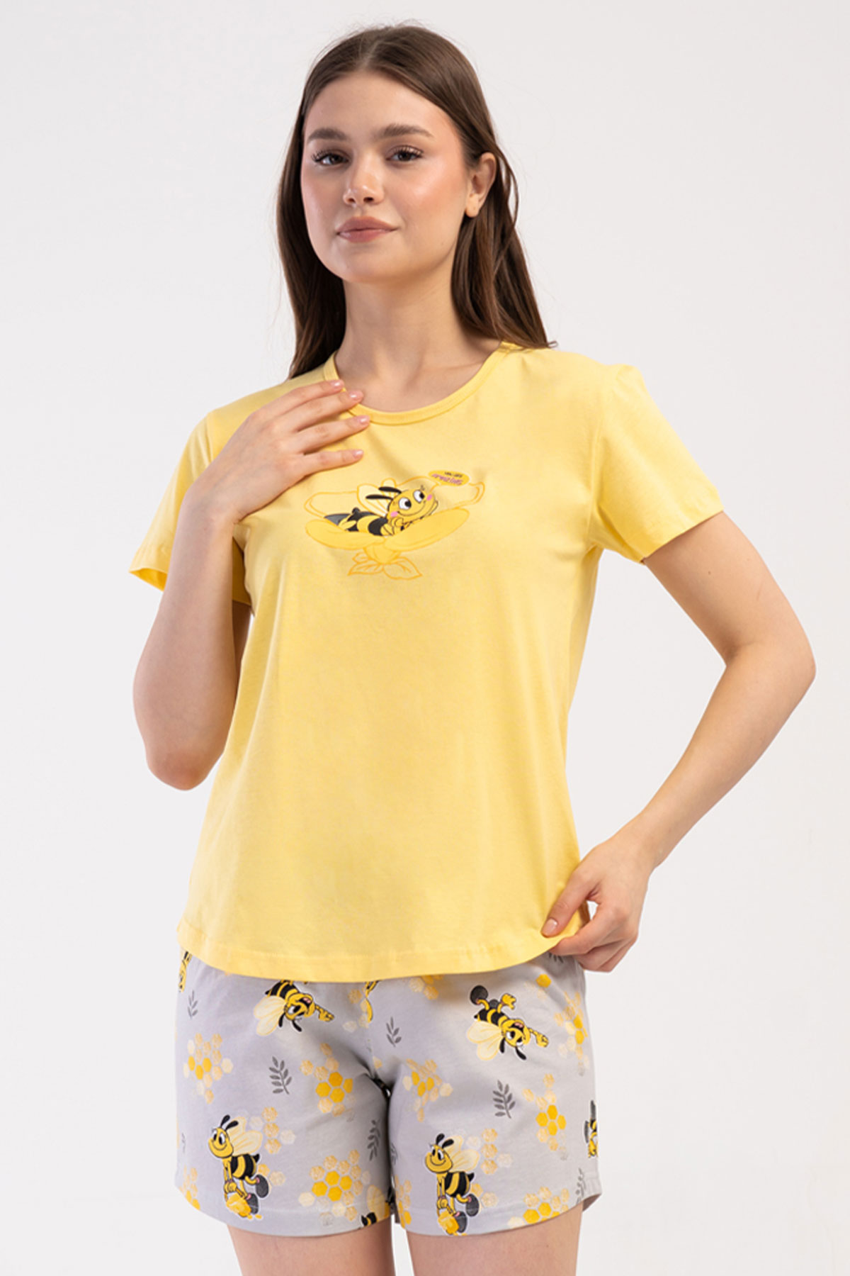 Pamuklu Kadın Kısa Kol Şortlu Pijama Takım
