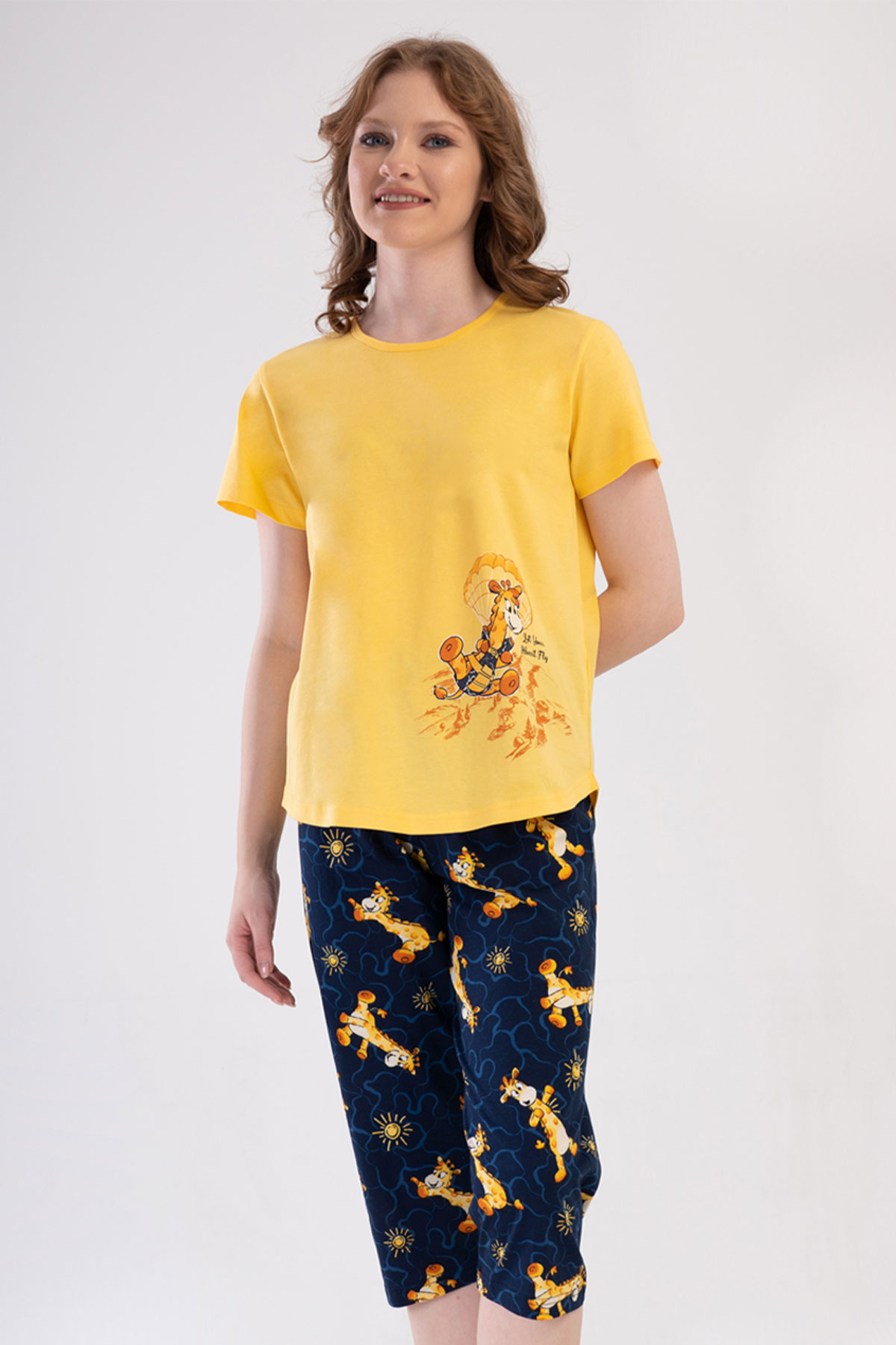 Pamuklu Kadın Kısa Kol Kaprili Pijama Takım
