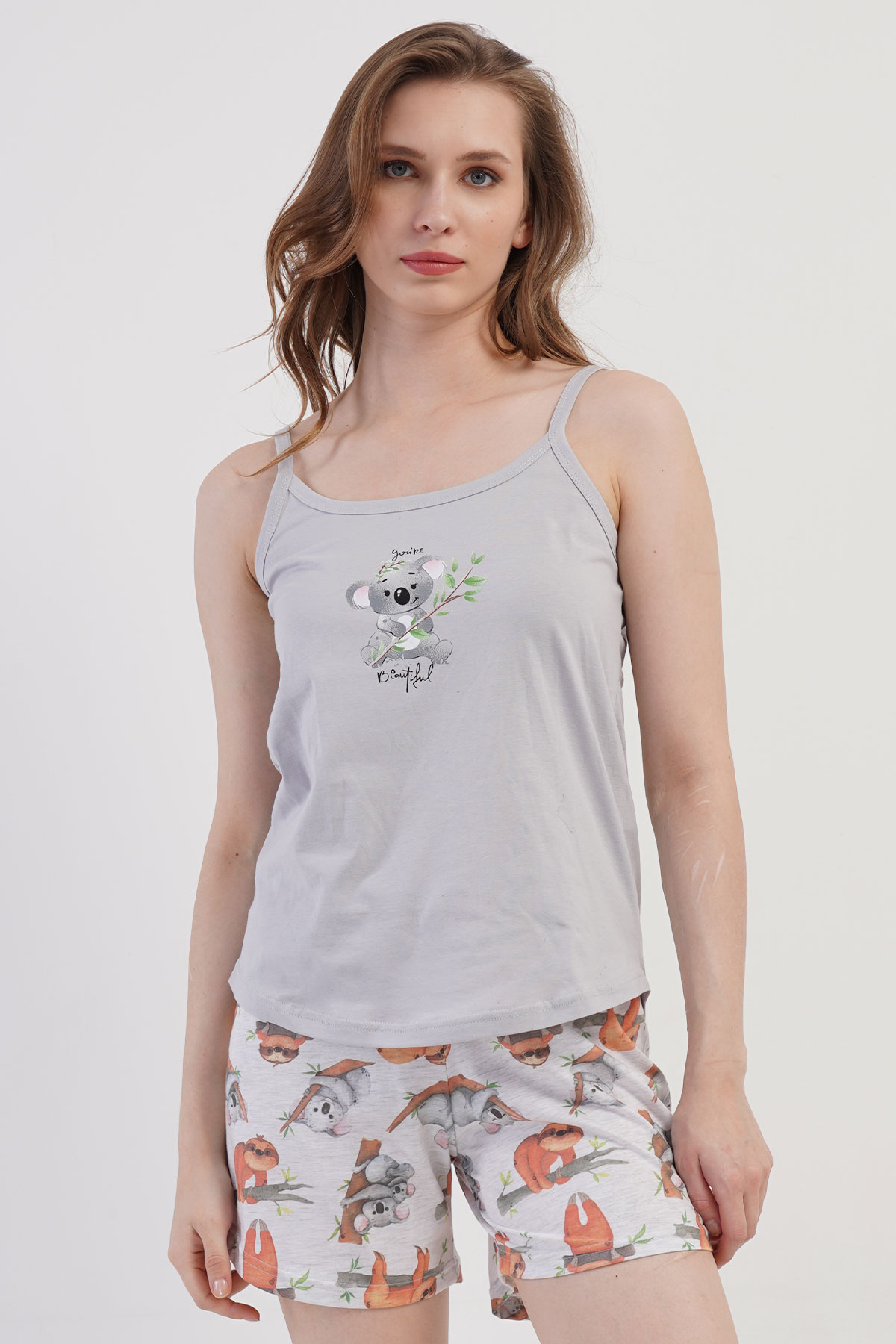 Kadın Ip Askılı Şortlu Pijama Takım

