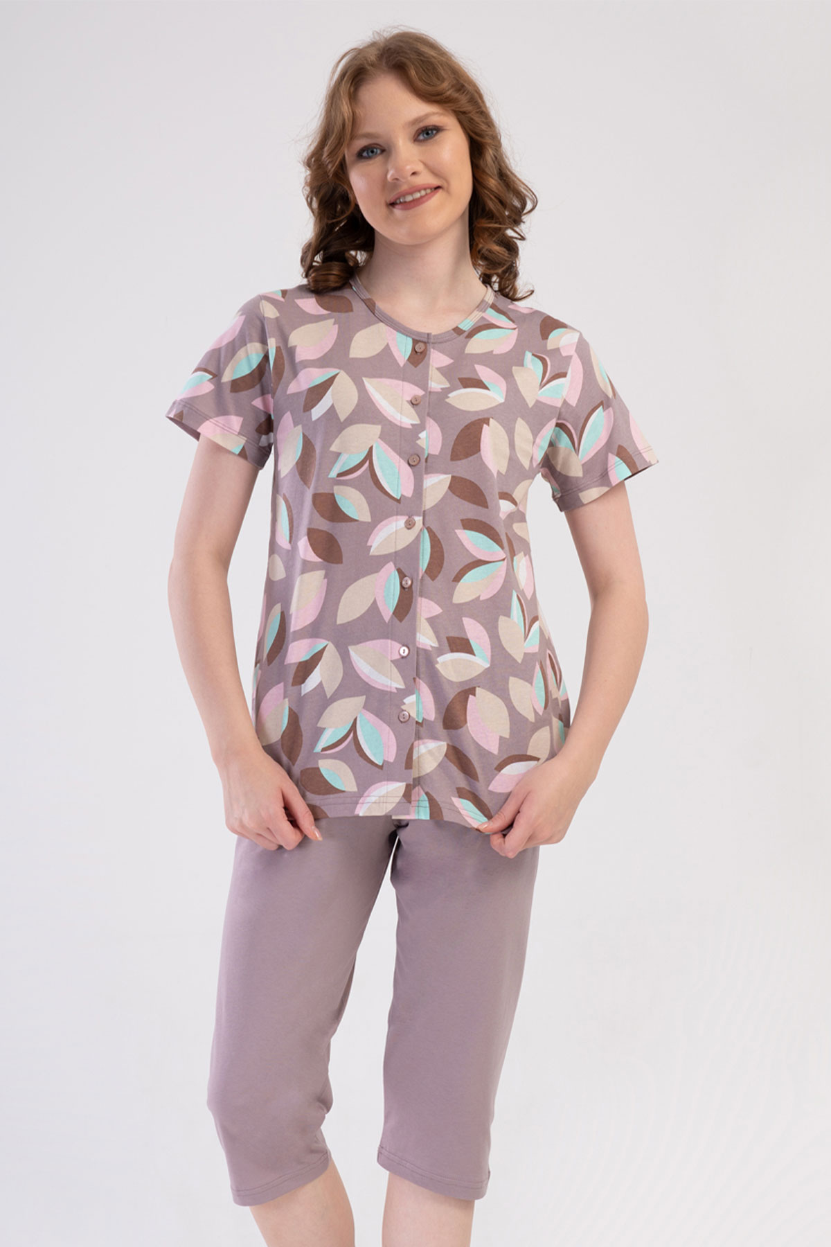 Pamuklu Kadın Tamamı Düğmeli Kısa Kol Kaprili Pijama Takım
