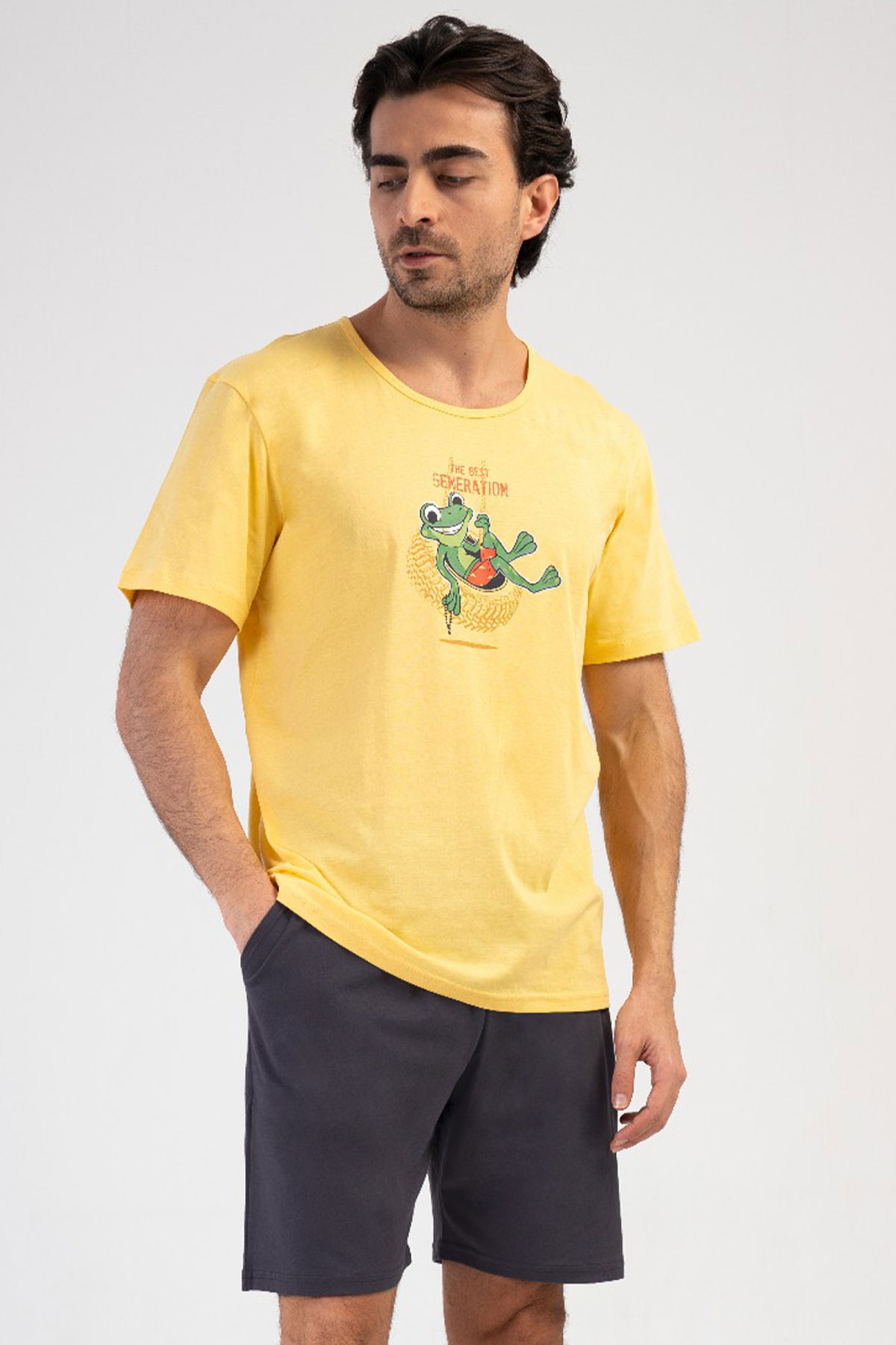 Pamuklu Erkek Kısa Kol Şortlu Pijama Takım
