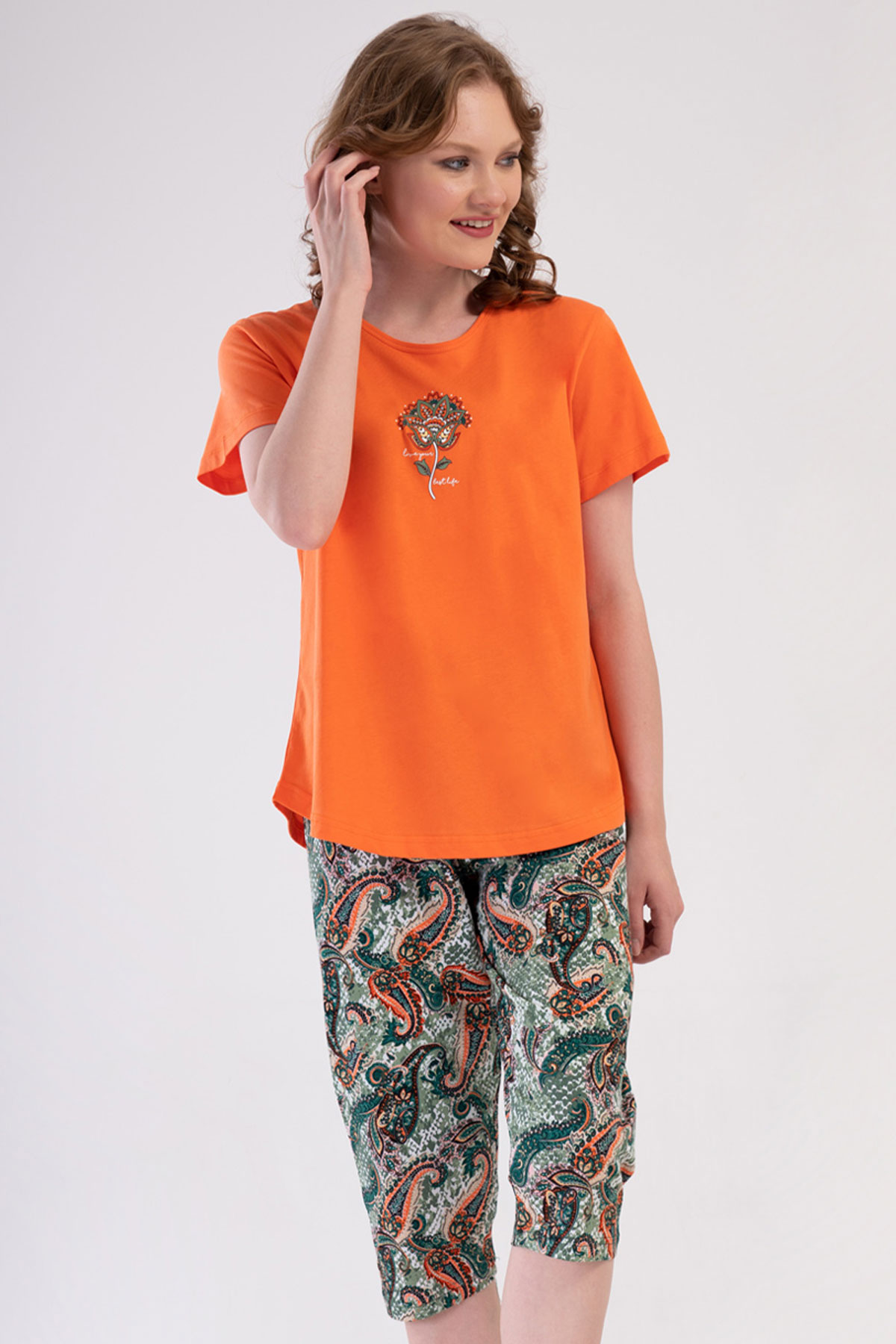 Pamuklu Kadın Büyük Beden Kısa Kol Kaprili Pijama Takım
