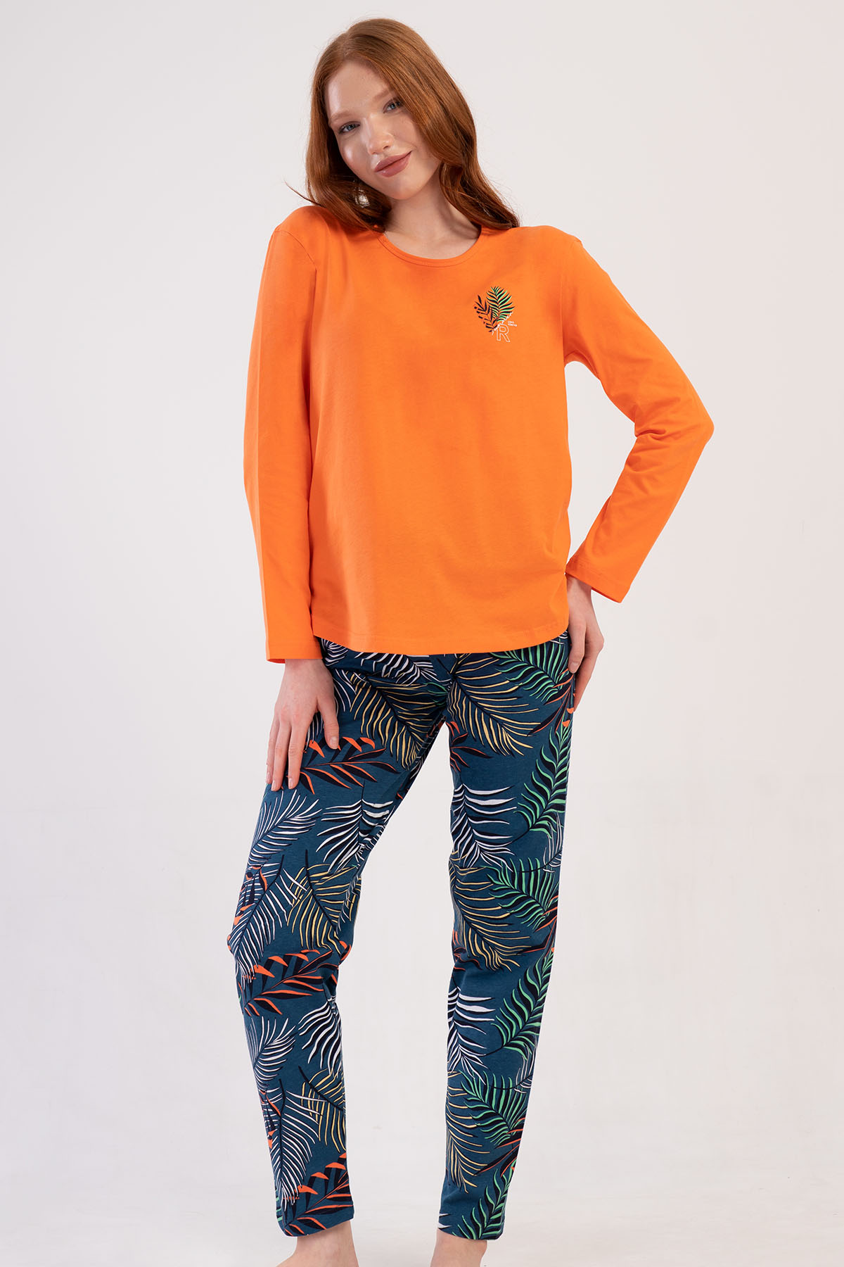 Pamuklu Kadın Uzun Kol Pijama Takım
