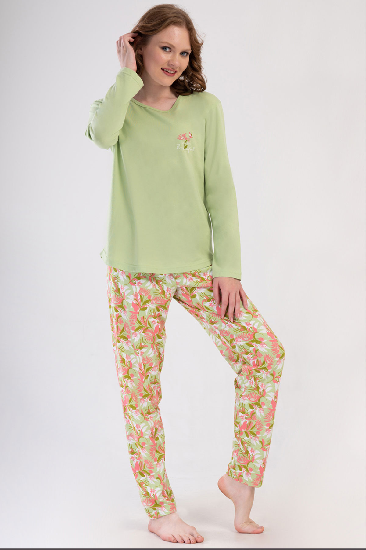 Pamuklu Kadın Uzun Kol Pijama Takım
