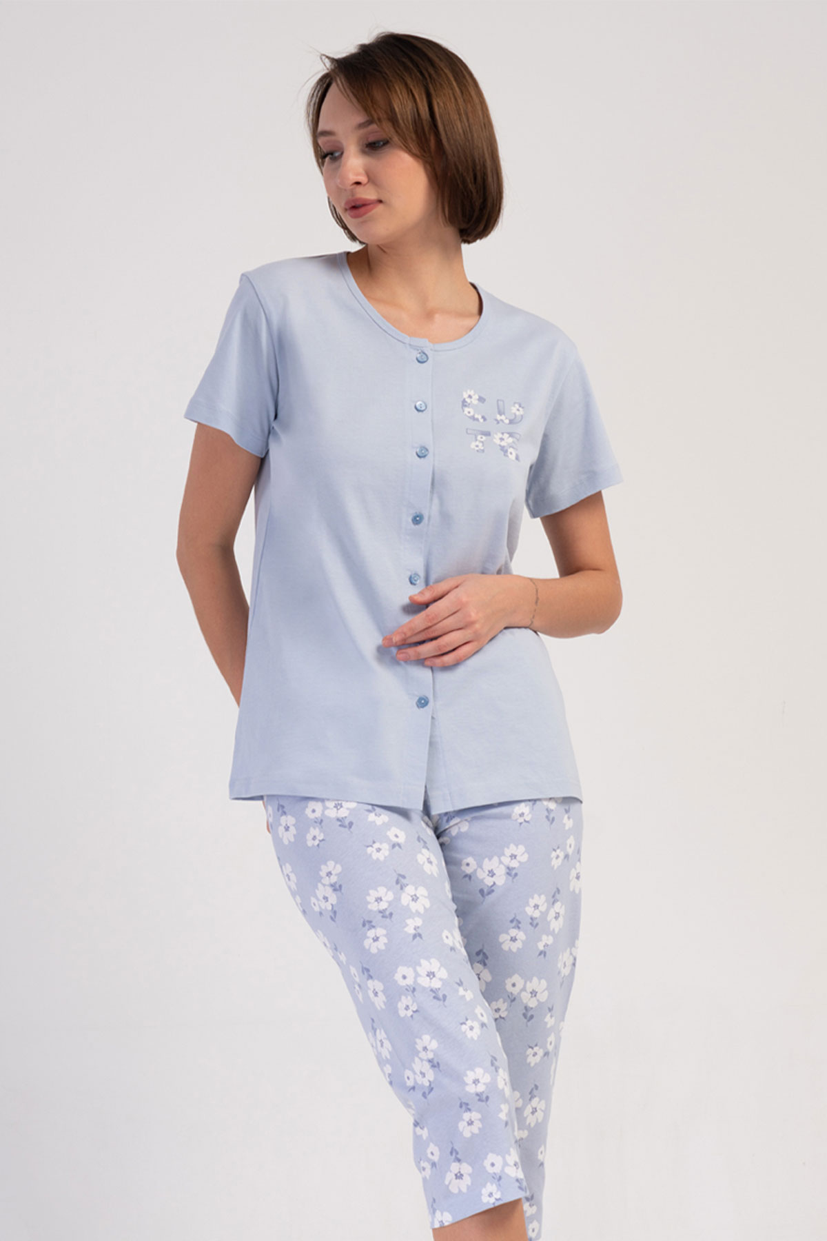 Pamuklu Kadın Tamamı Düğmeli Kısa Kol Kaprili Pijama Takım
