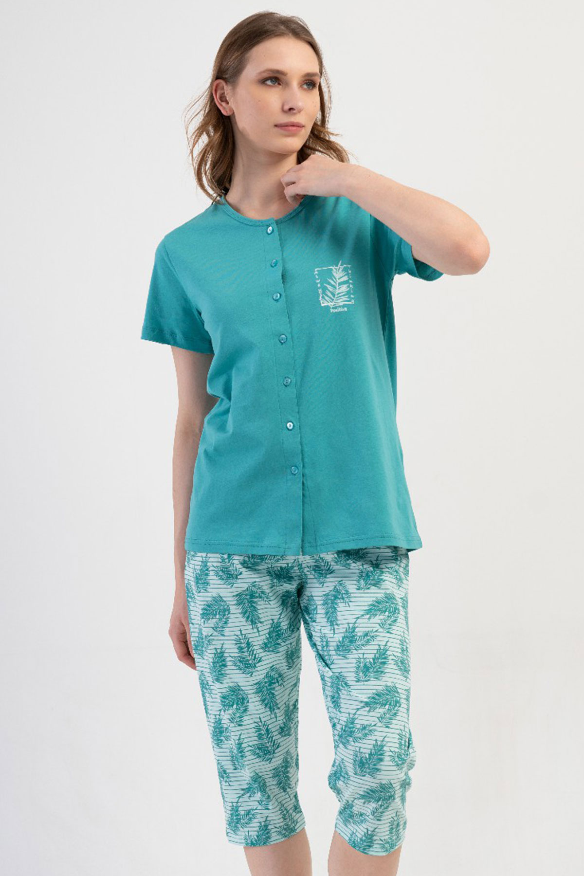 Pamuklu Kadın Büyük Beden Tamamı Düğmeli Kısa Kol Kaprili Pijama Takım
