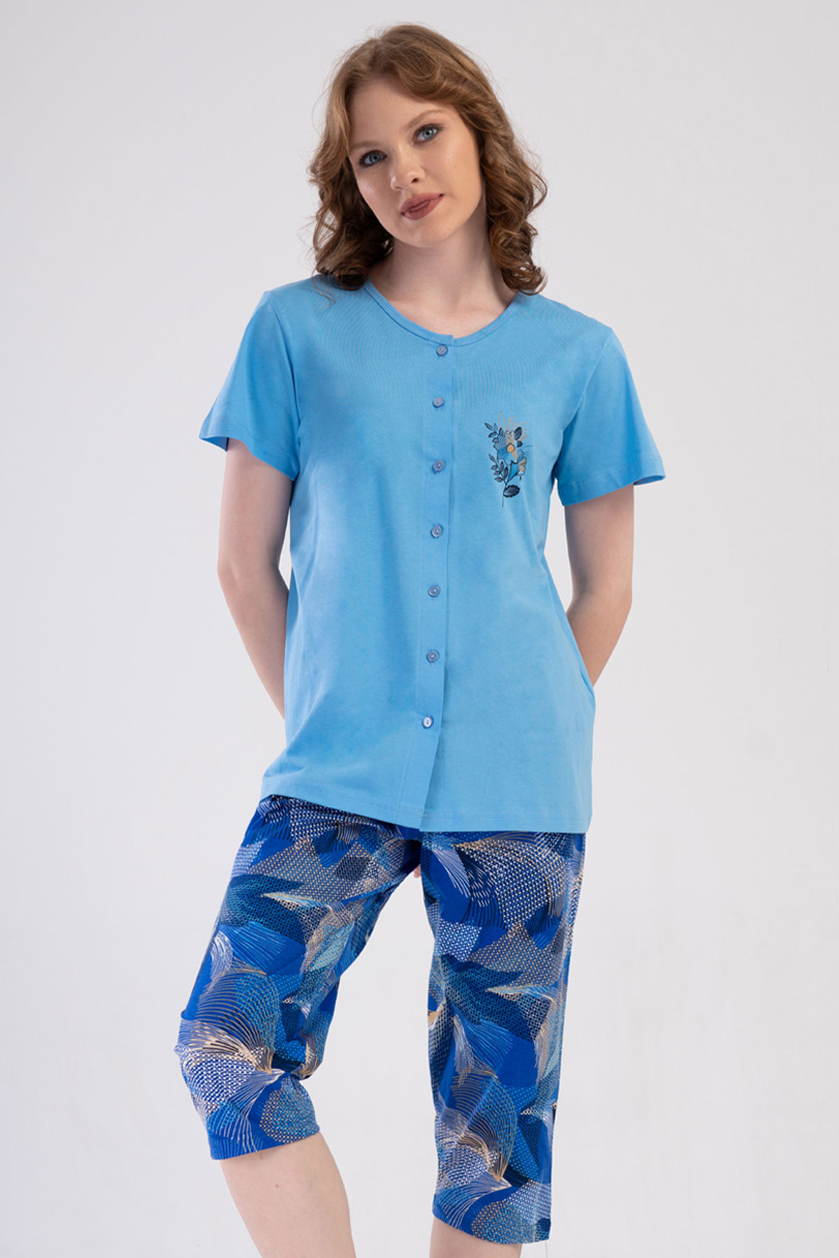 Pamuklu Kadın Büyük Beden Tamamı Düğmeli Kısa Kol Kaprili Pijama Takım

