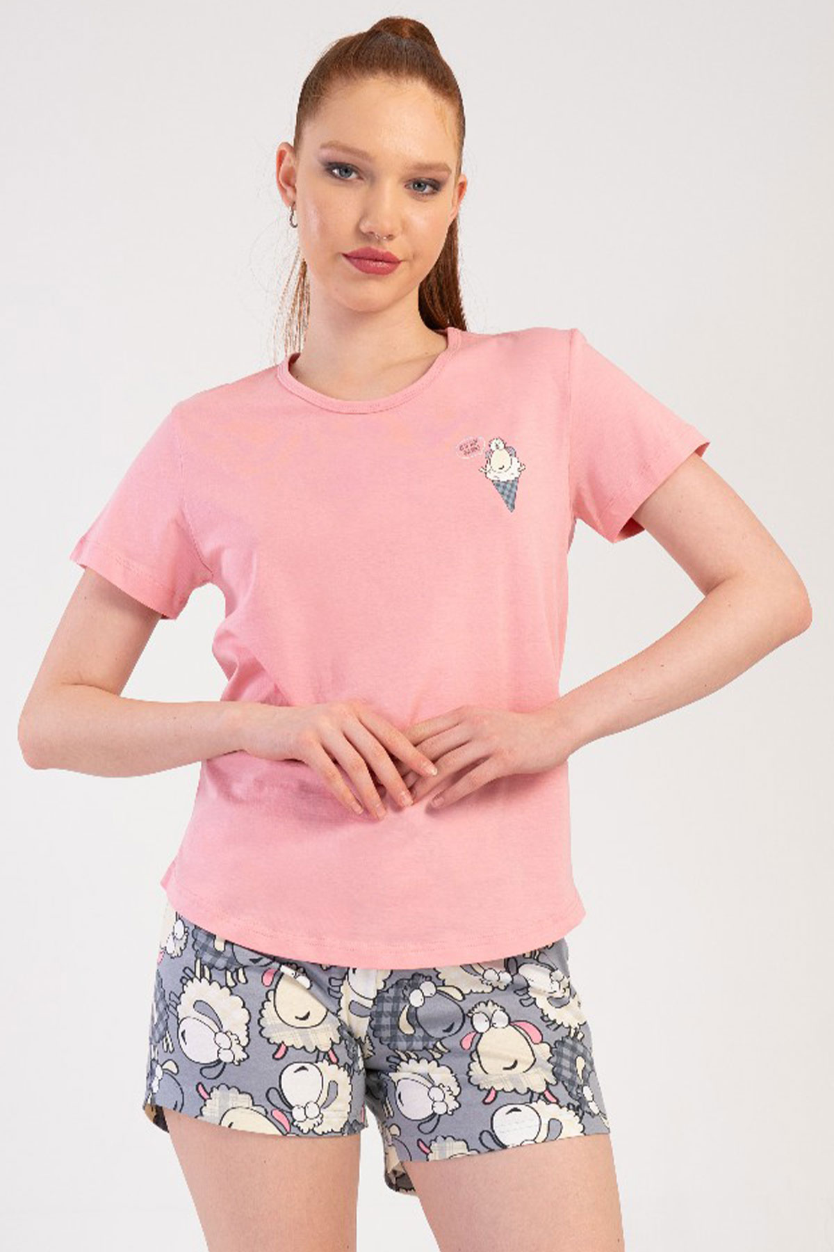 Pamuklu Kadın Kısa Kol Şortlu Pijama Takım
