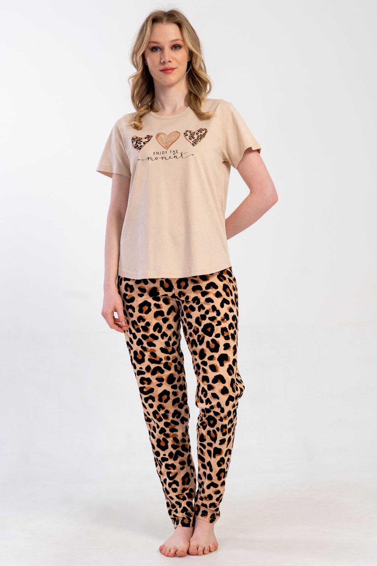 Pamuklu Kadın Büyük Beden Kısa Kol Şortlu Pijama Takım
