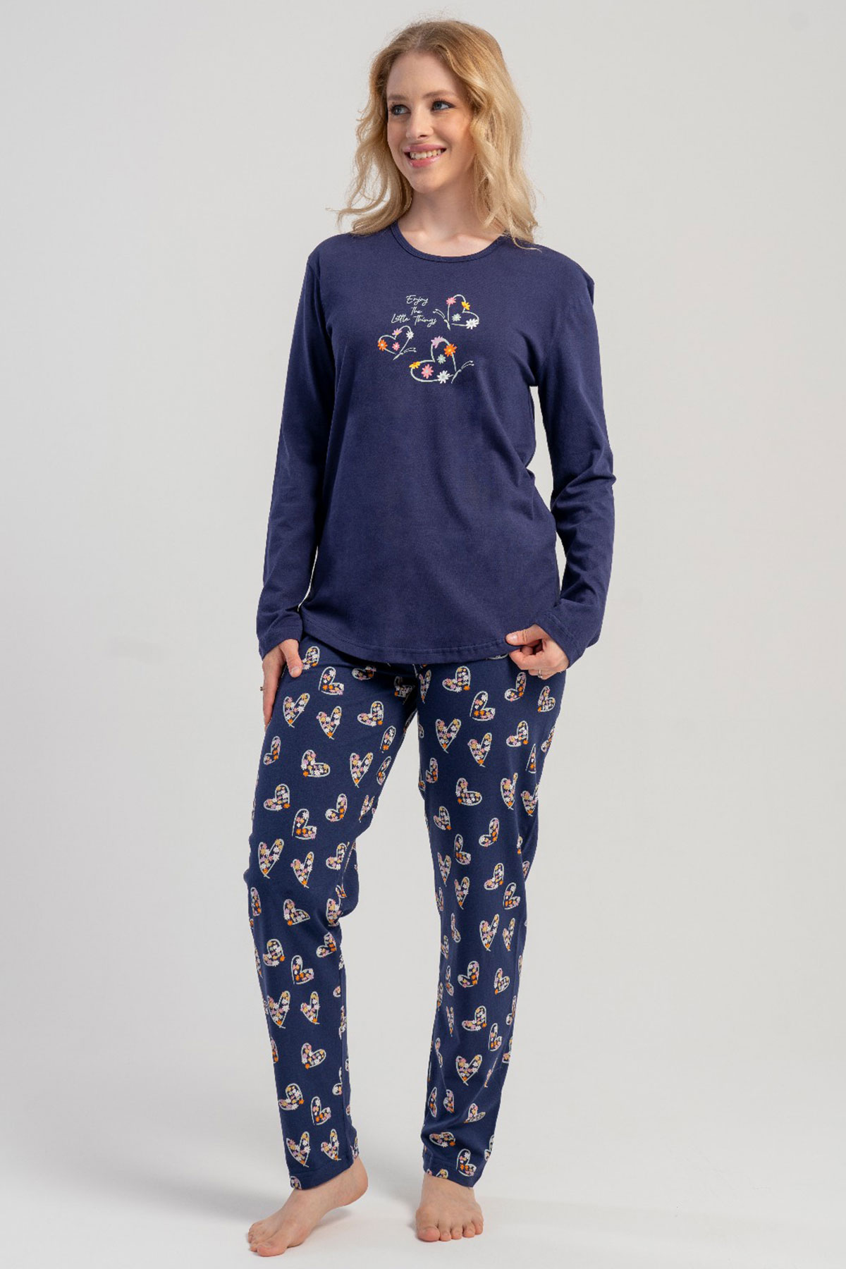 Pamuklu Kadın Uzun Kol Pijama Takım
