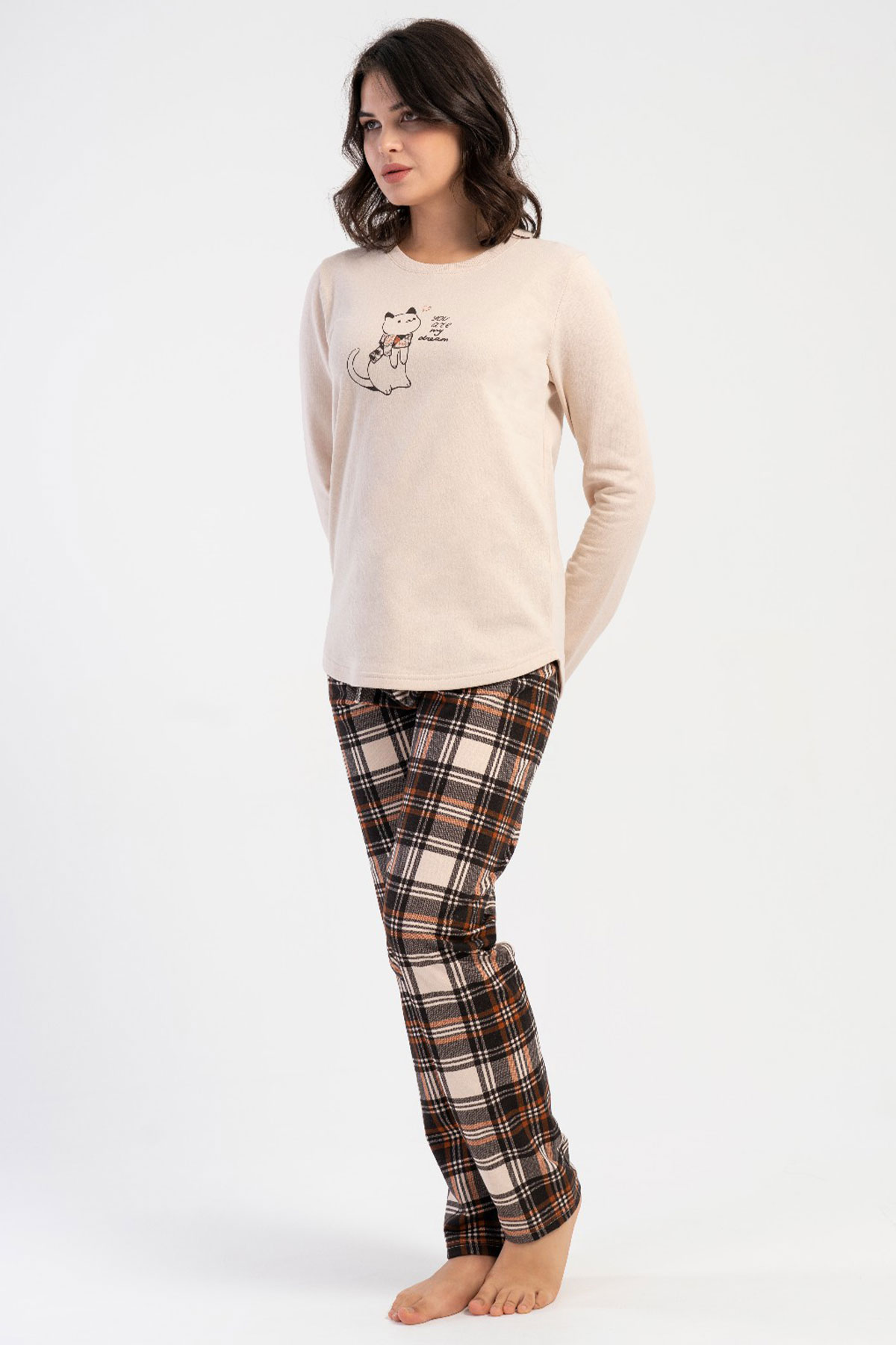 Pamuklu Kadın Uzun Kol Pijama Takım
