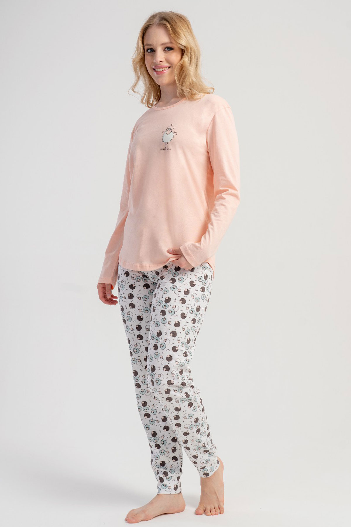 Pamuklu Kadın Uzun Kol Pijama Takım
