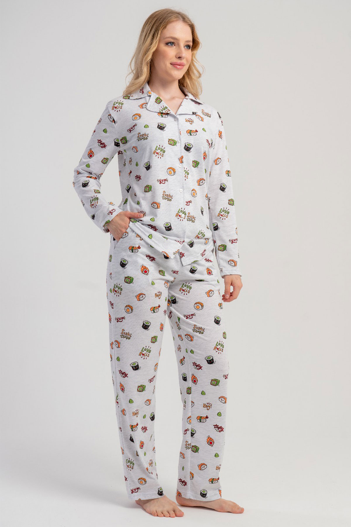 Kadın Tamamı Düğmeli Uzun Kol Pijama Takım

