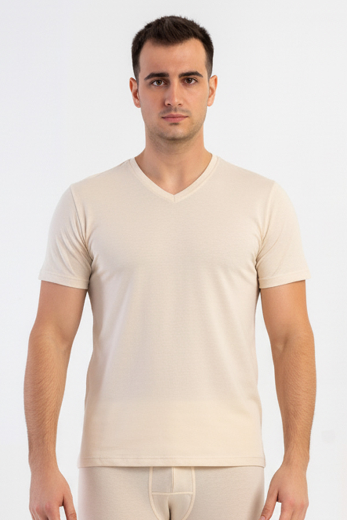 Erkek V Yaka Kısa Kol Üst
