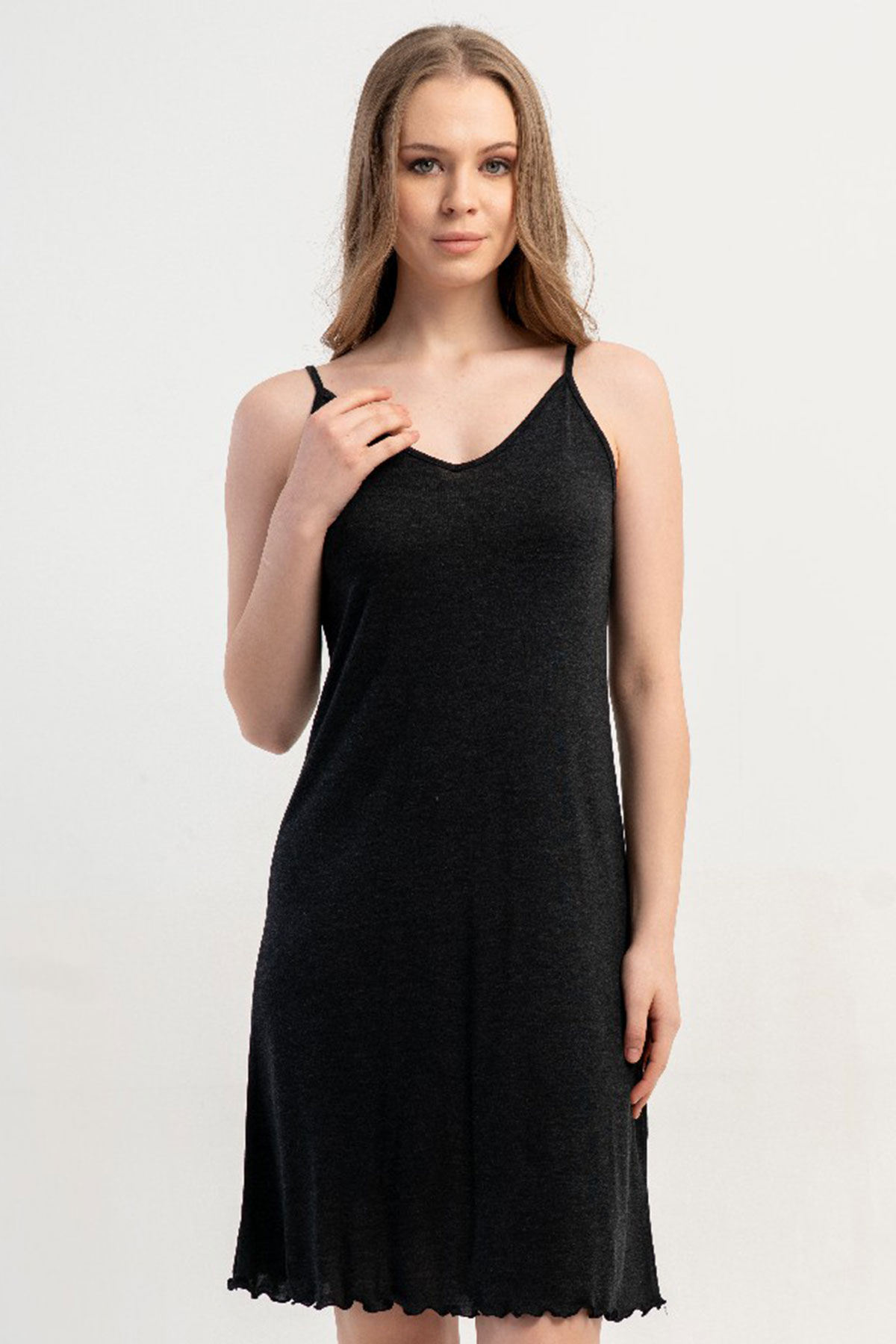 Kadın Vıscon V Yaka Ip Askılı Gecelik
