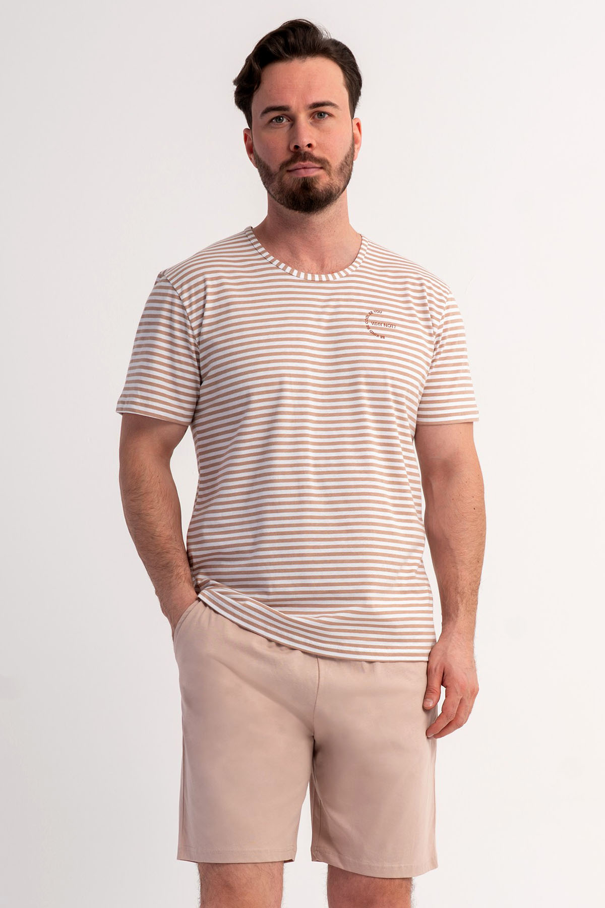 Pamuklu Erkek Kısa Kol Şortlu Pijama Takım
