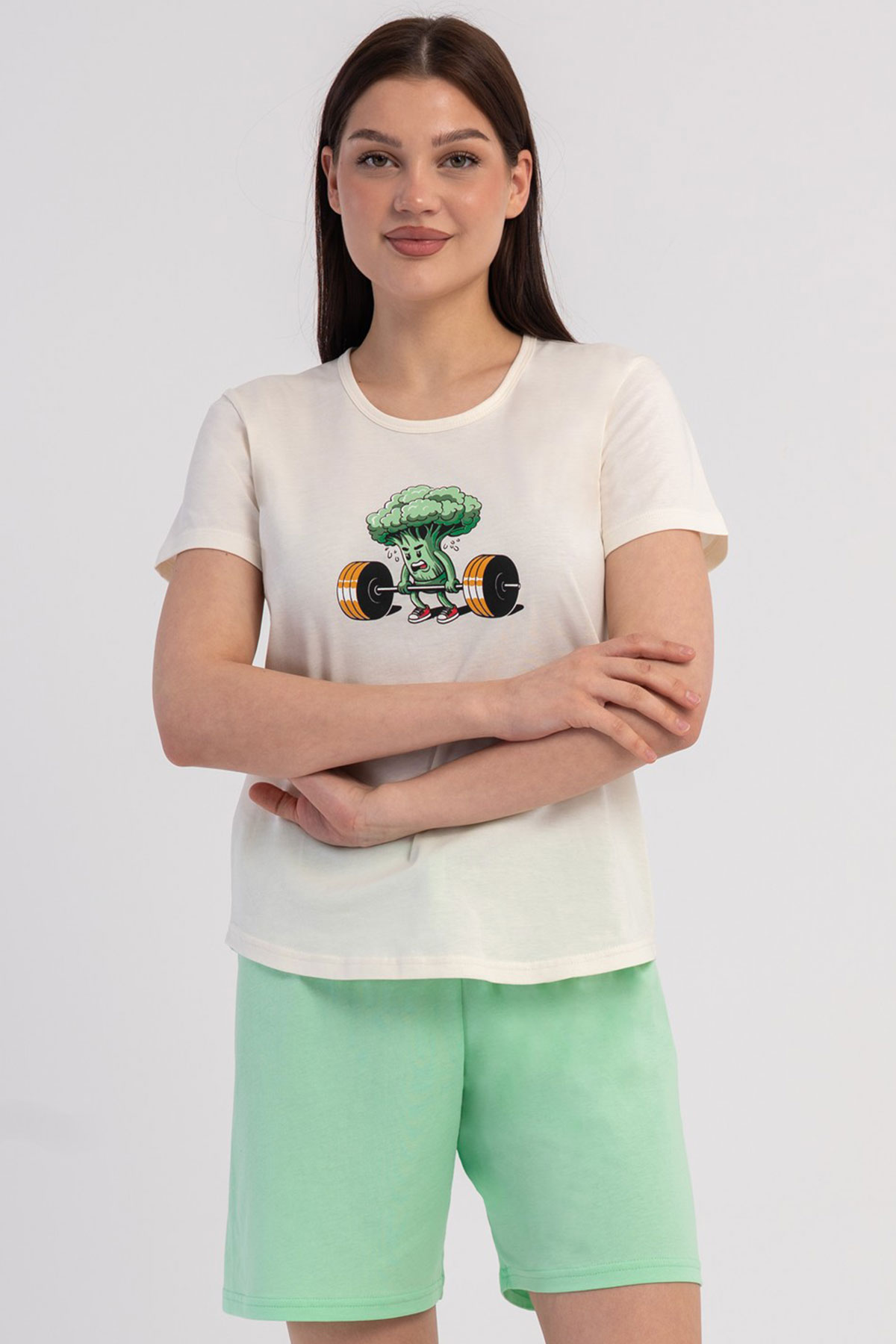 Pamuklu Kadın Kısa Kol Şortlu Pijama Takım
