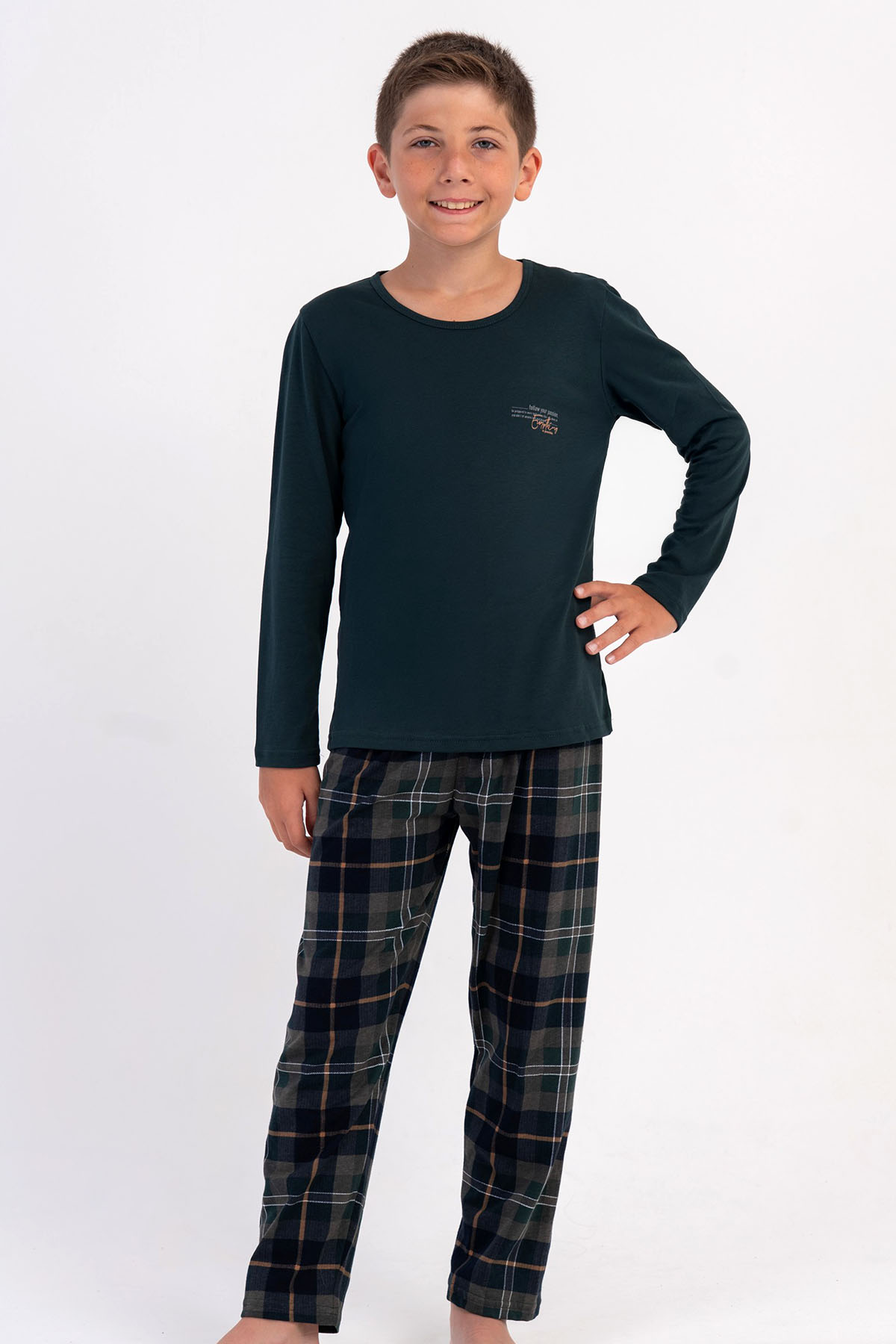 Pamuklu Erkek Çocuk Uzun Kol Pijama Takım(9-10/15-16)
